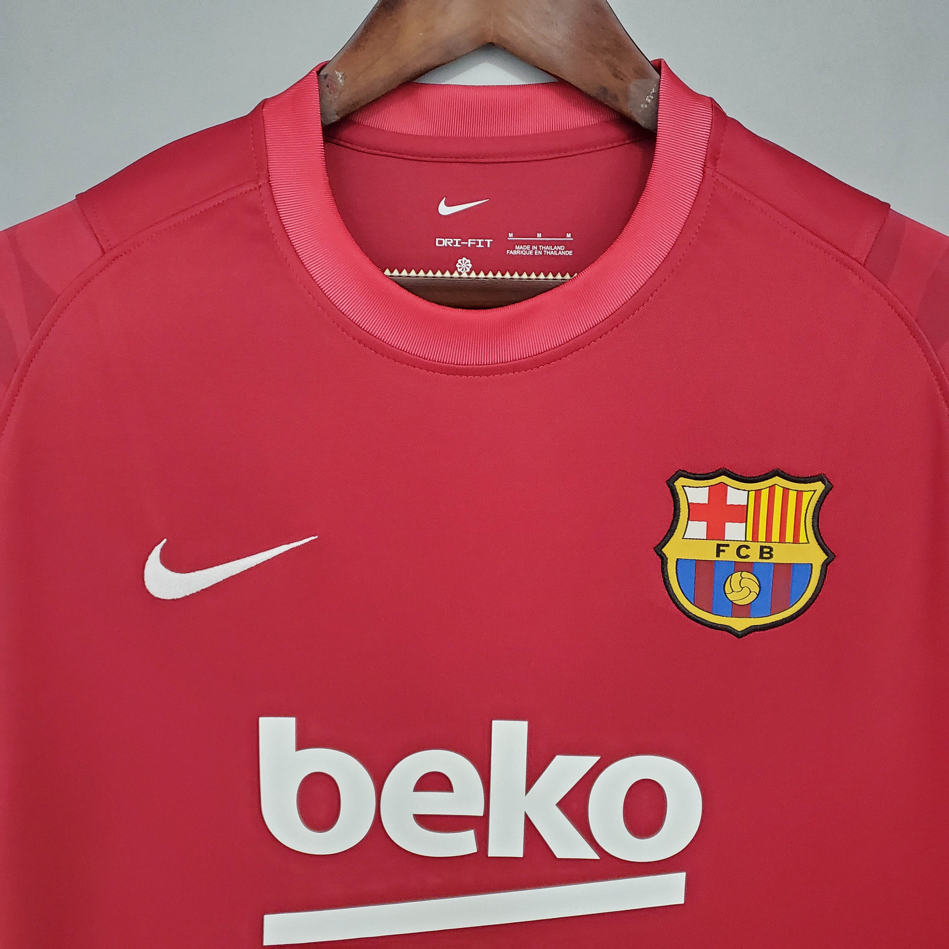 2021-2022 Barcelona Training Suit Red:football jersey mysite: unitedjerseyfootball 邓江浪:football