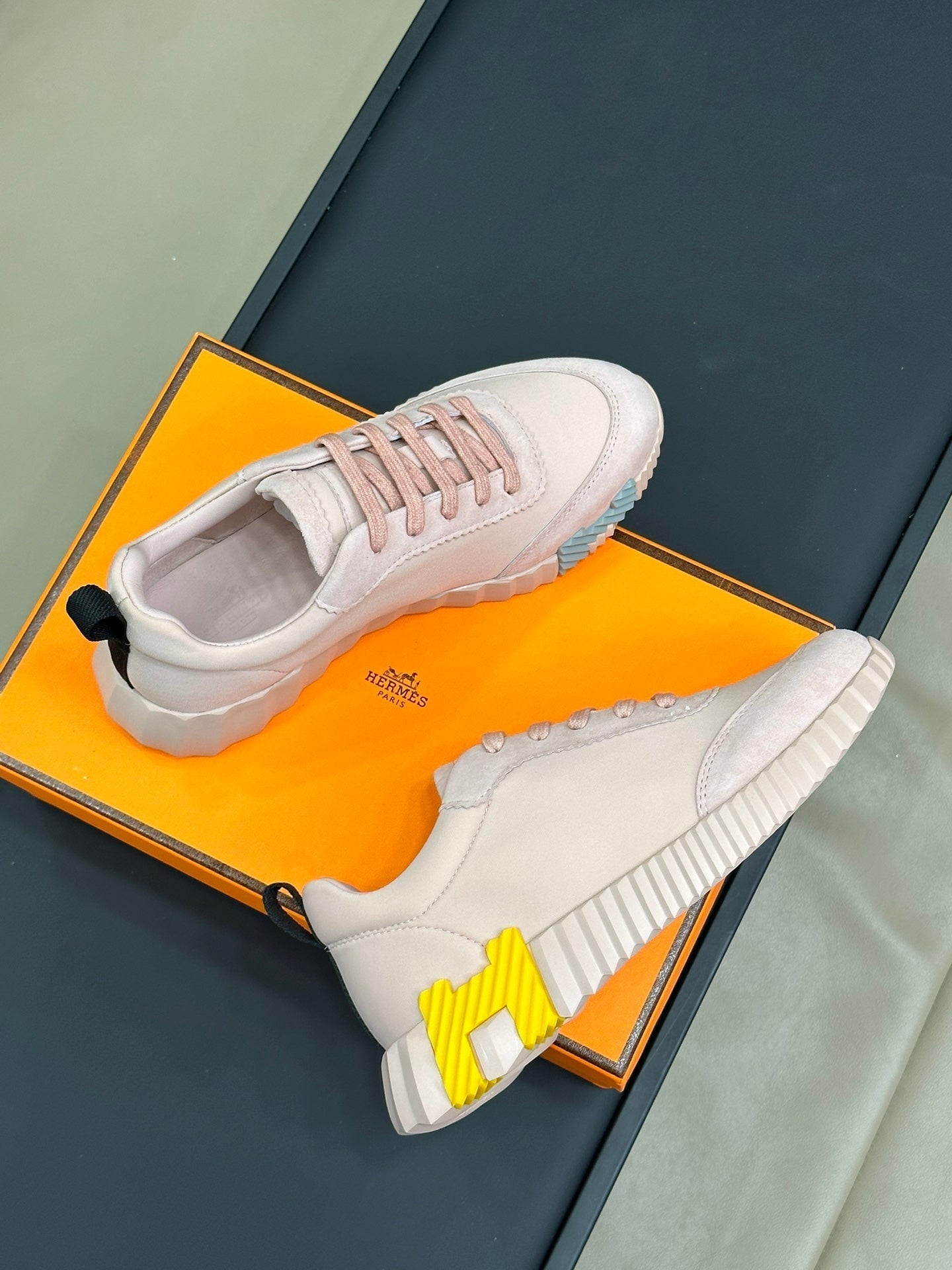 BOUNCING SNEAKERS LIGHT PINK CALFSKIN、mysite、Cacoeks