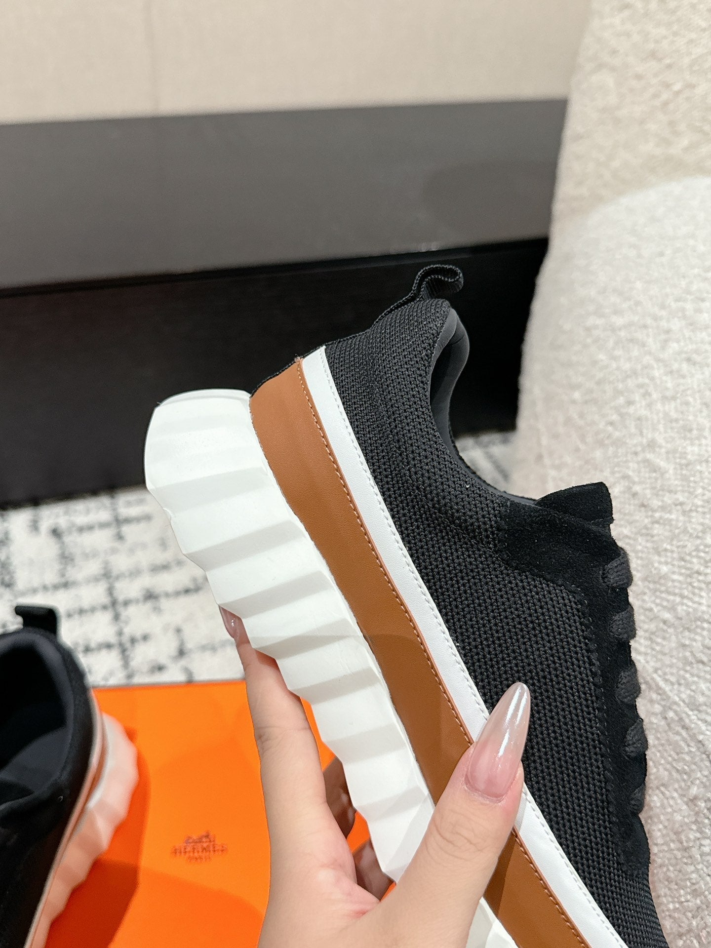 BOUNCING SNEAKER IN BRONZE BROWN CALFSKIN AND BLACK FABRIC、mysite、Cacoeks