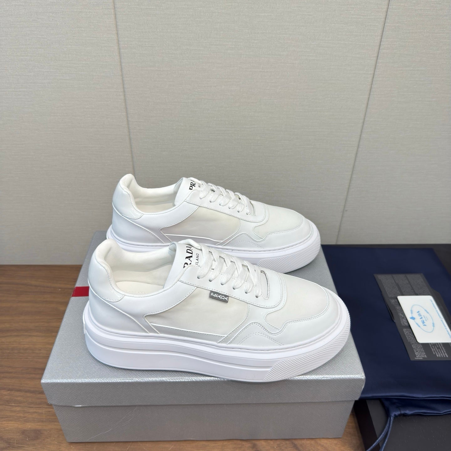 PRADA 25S DOWNTOWN BOLD SNEAKERS 45MM IN WHITE CALFSKIN、mysite、Cacoeks