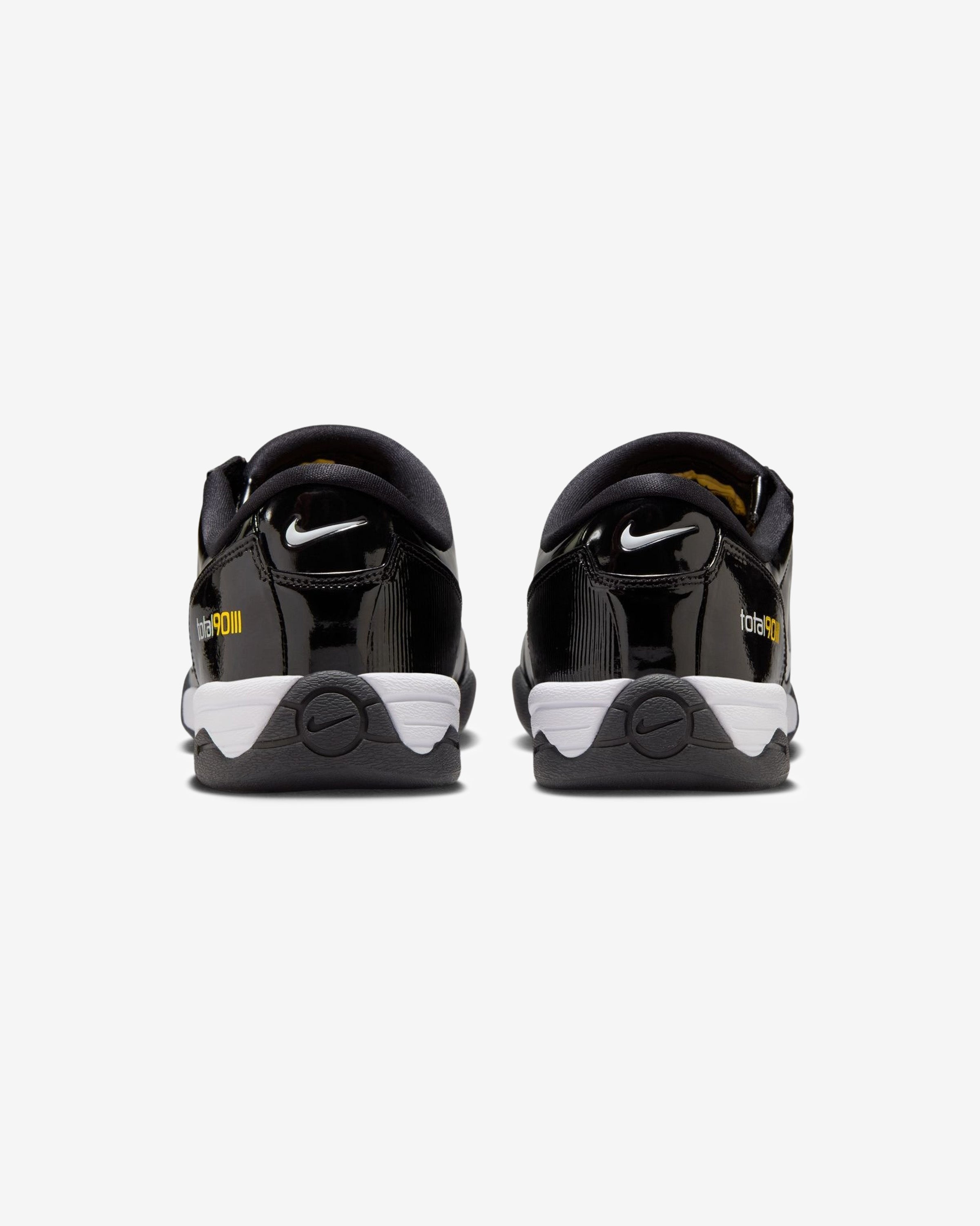 NIKE T90 SP - BLACK/ WHITE