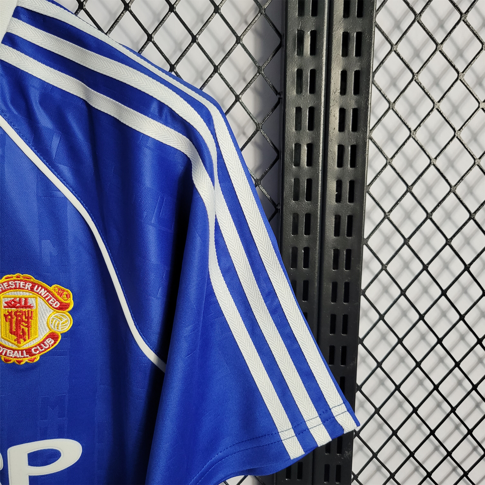 Higojerseys-Retro Manchester United 1988-90 Third Away Jersey