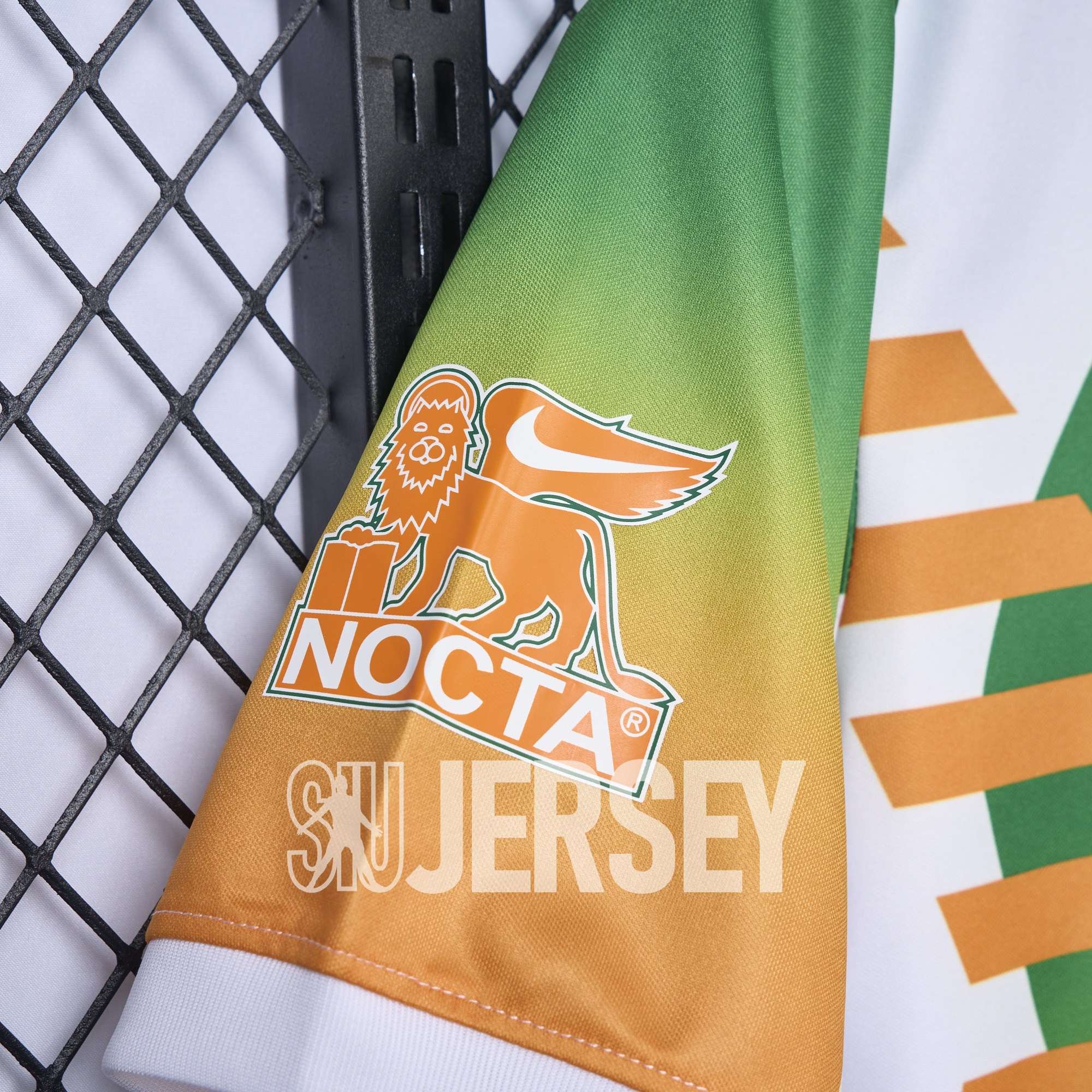 SIUjerseys-Venezia FC 24-25 Orange and Green Pre-Match Jersey - Fans Version