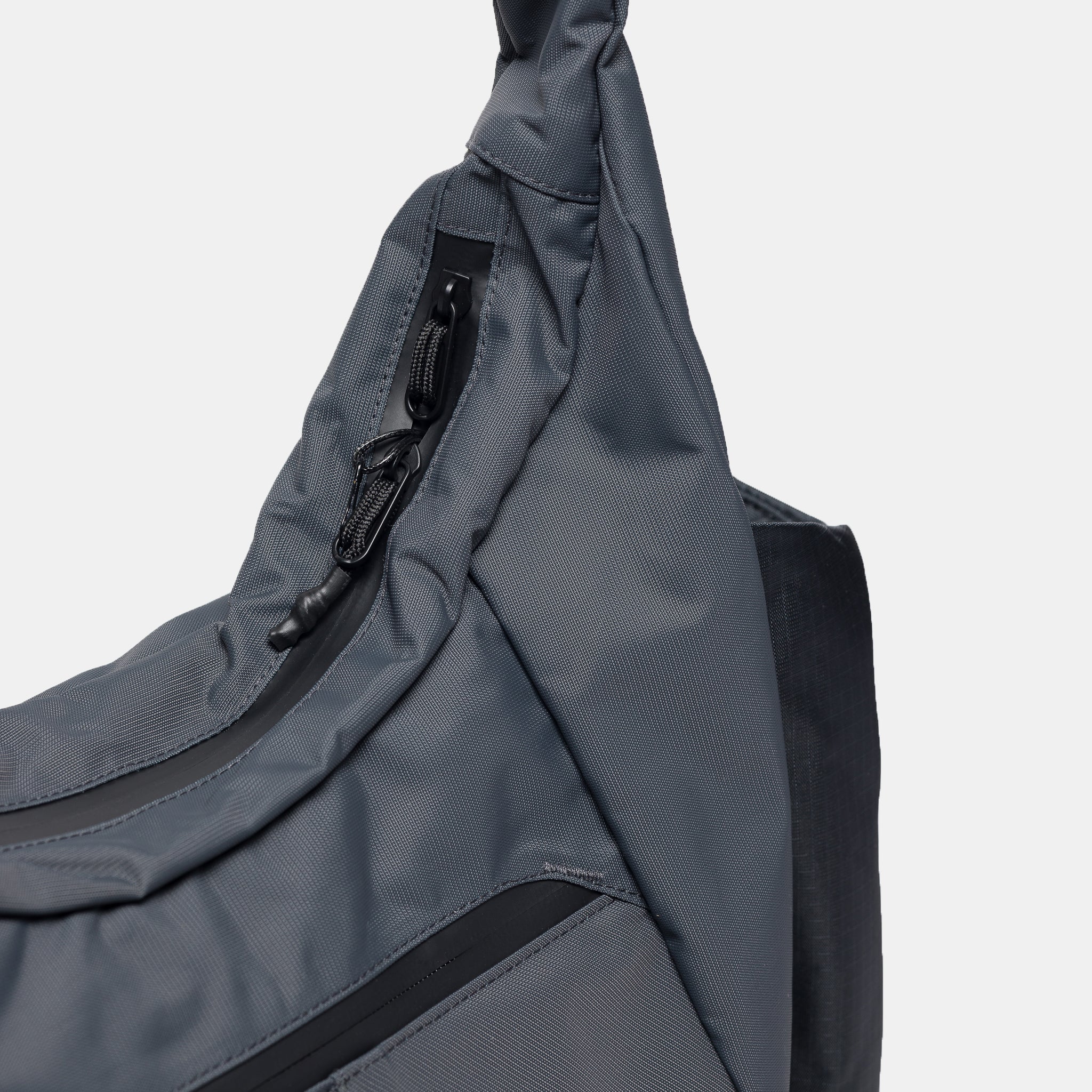 Static Comp Shoulder Bag in Black