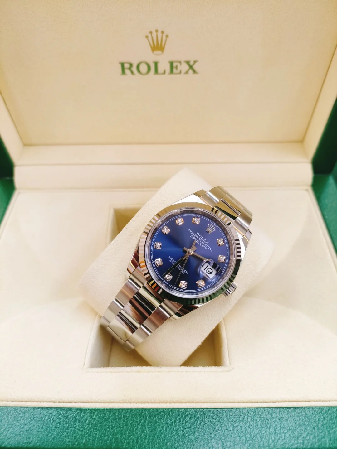 兼职  林炎: luxecystore