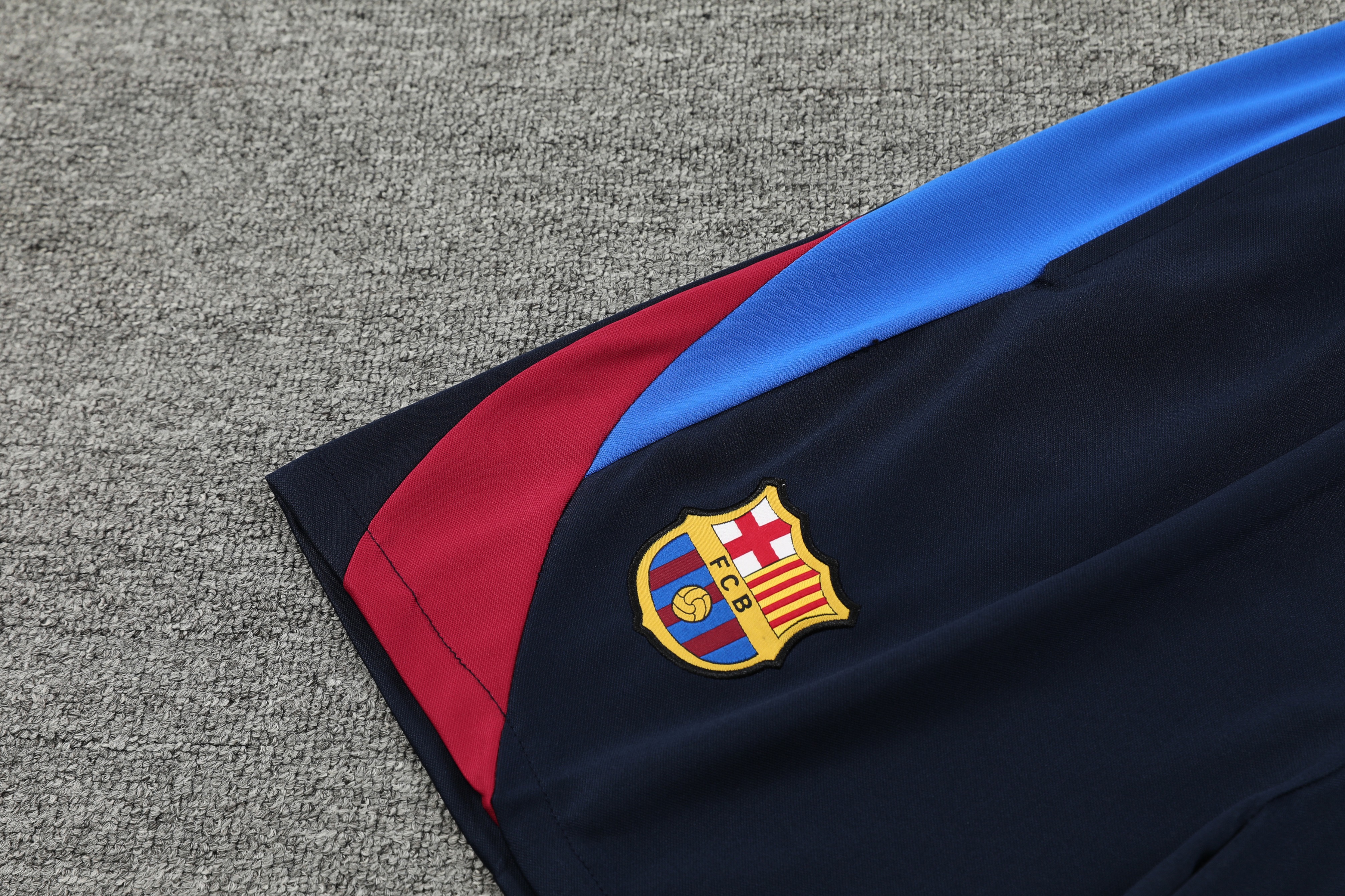 Higojerseys-Barcelona 24-25 Short-Sleeve Training Set - White with Pattern