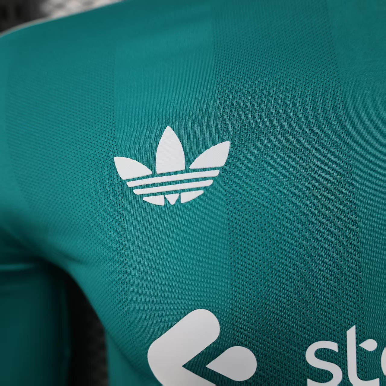 2025/2026 Player Version Long Sleeve Liverpool Third Away Football Shirt 1:1 Thai Quality:football jersey mysite: unitedjerseyfootball 邓江浪:football