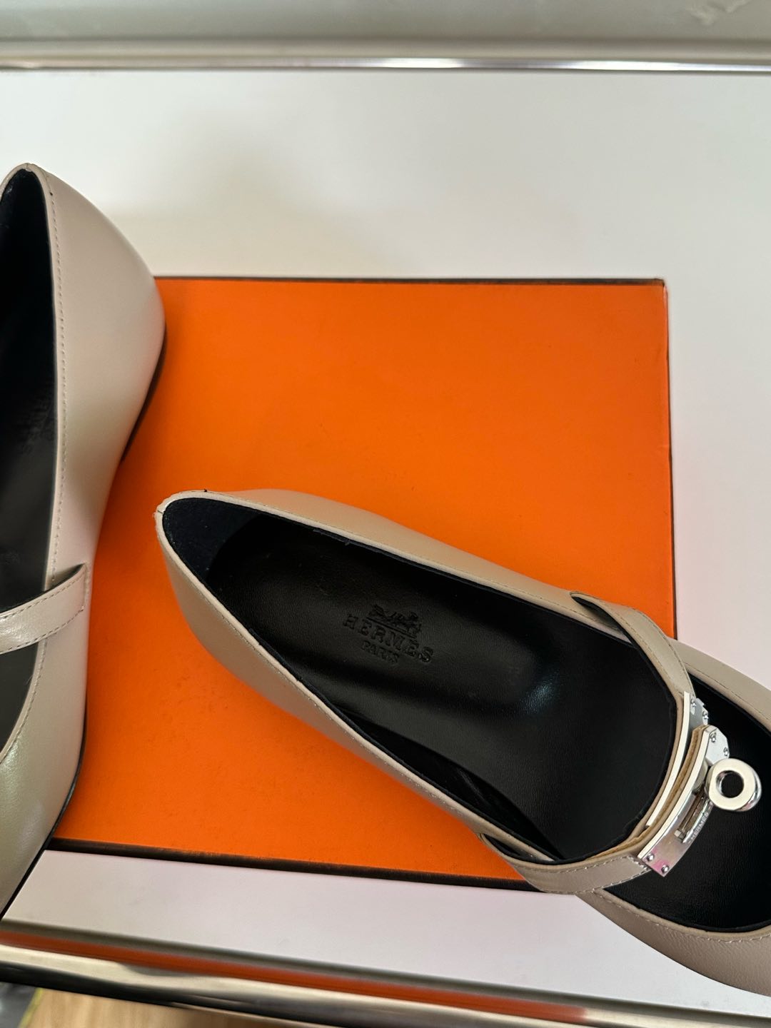 KIARA FLAT PUMP IN KHAKI BROWN CALFSKIN、mysite、Cacoeks