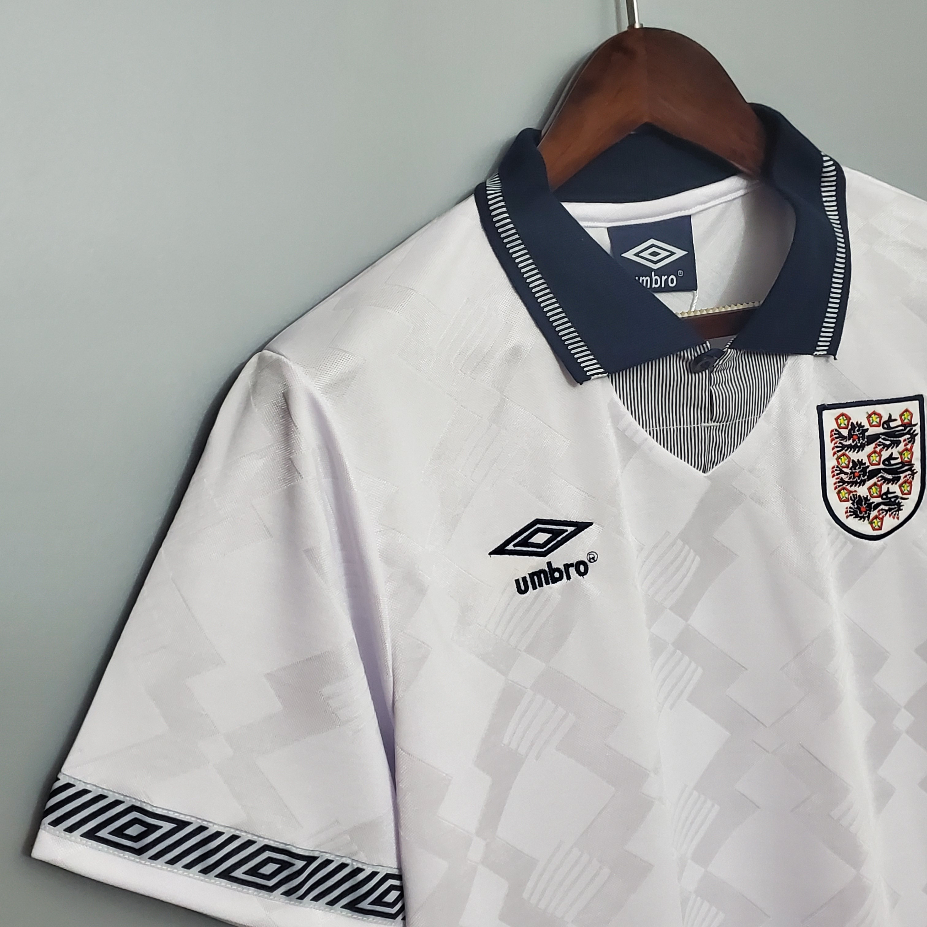 GlobeJersey-Retro England 1990 Home Stadium Jersey