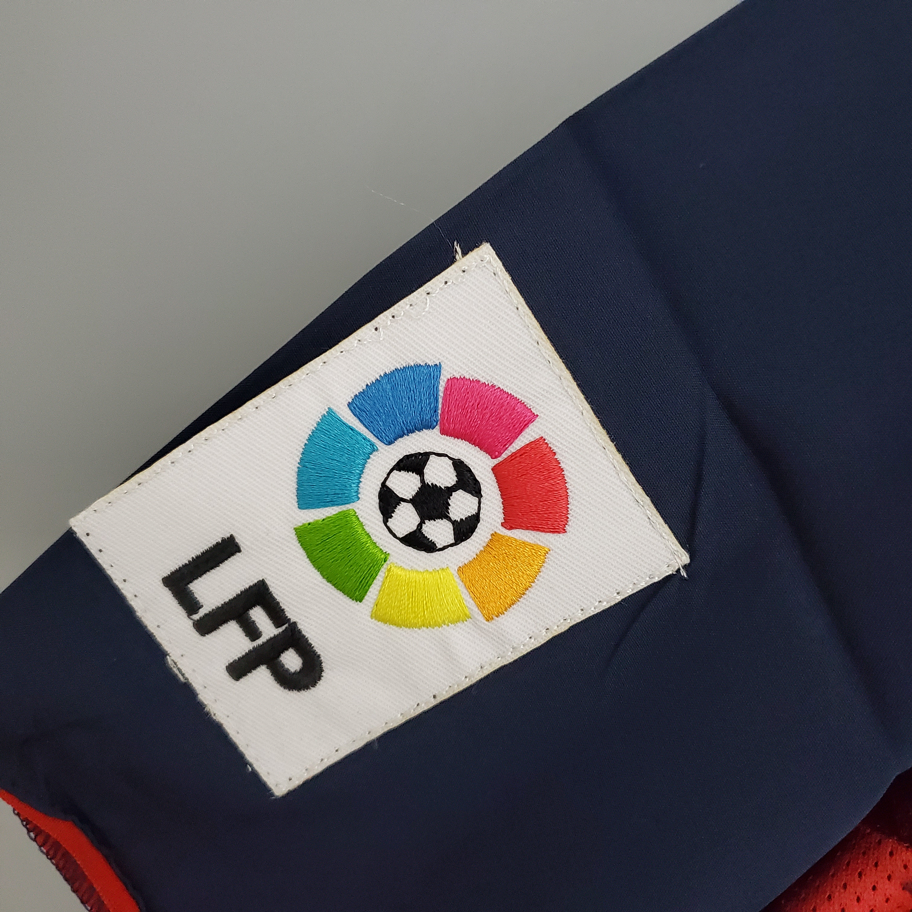 ManixJersey.com | Retro Barcelona 03-04 Home Stadium Jersey -Customize Name, Number and Patch | Worldwide Shipping