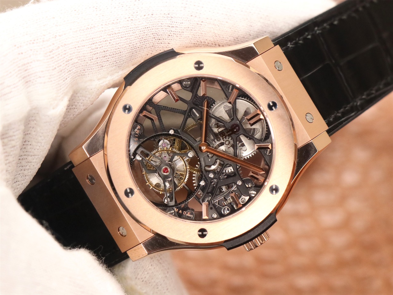 Hublot Classic Fusion Skeleton Tourbillon 505.OX.0180.LR 45mm-fasswatch