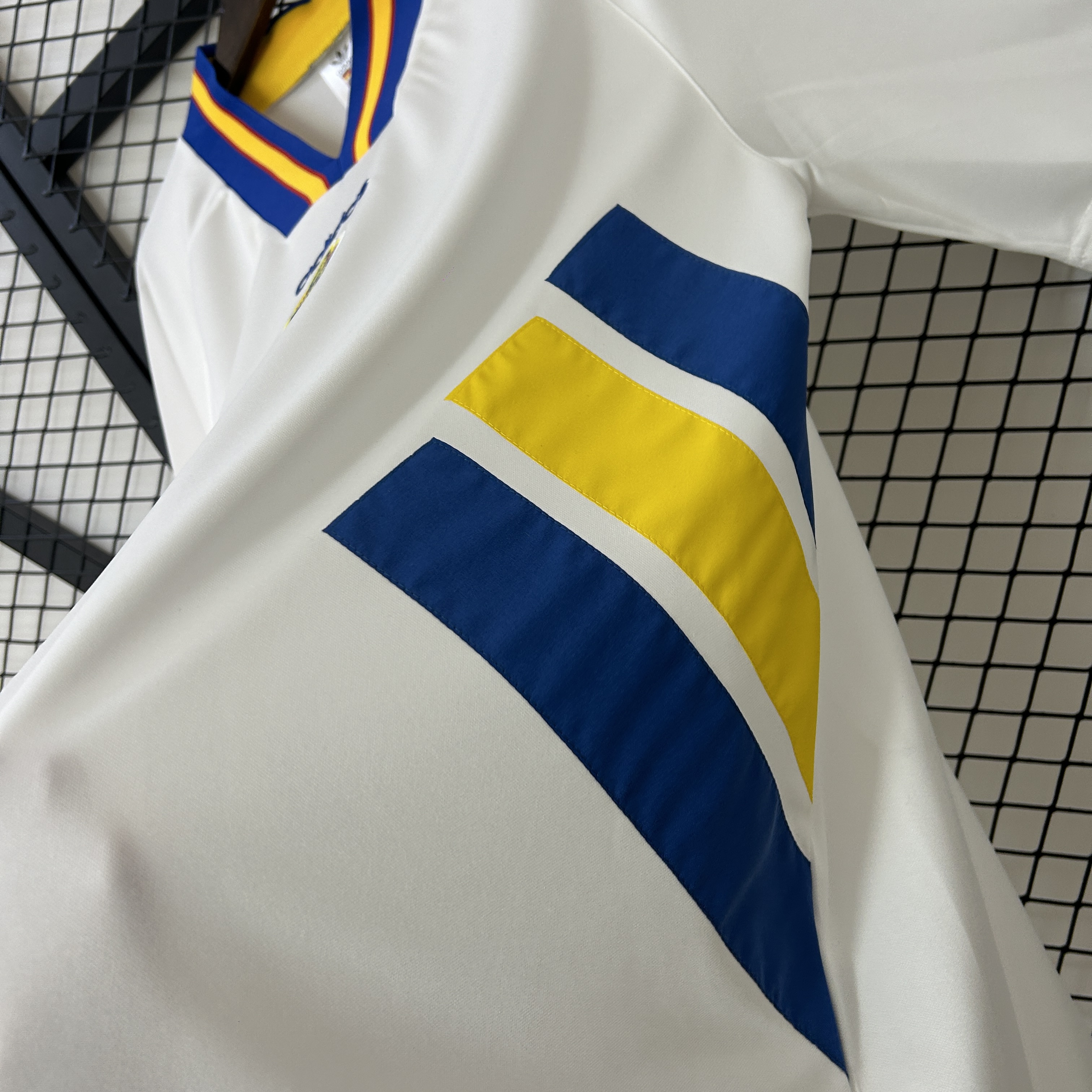 ManixJersey.com | Retro Sweden 1994 Away Jersey -Customize Name, Number and Patch | Worldwide Shipping