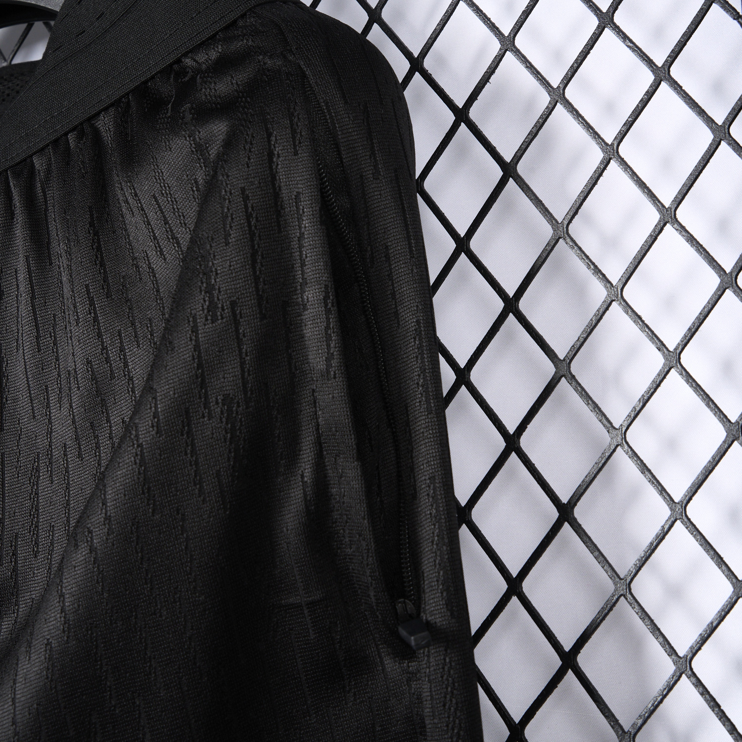 UltraTrikot-Liver.pool 24-25 Black Training Pants - Player Version