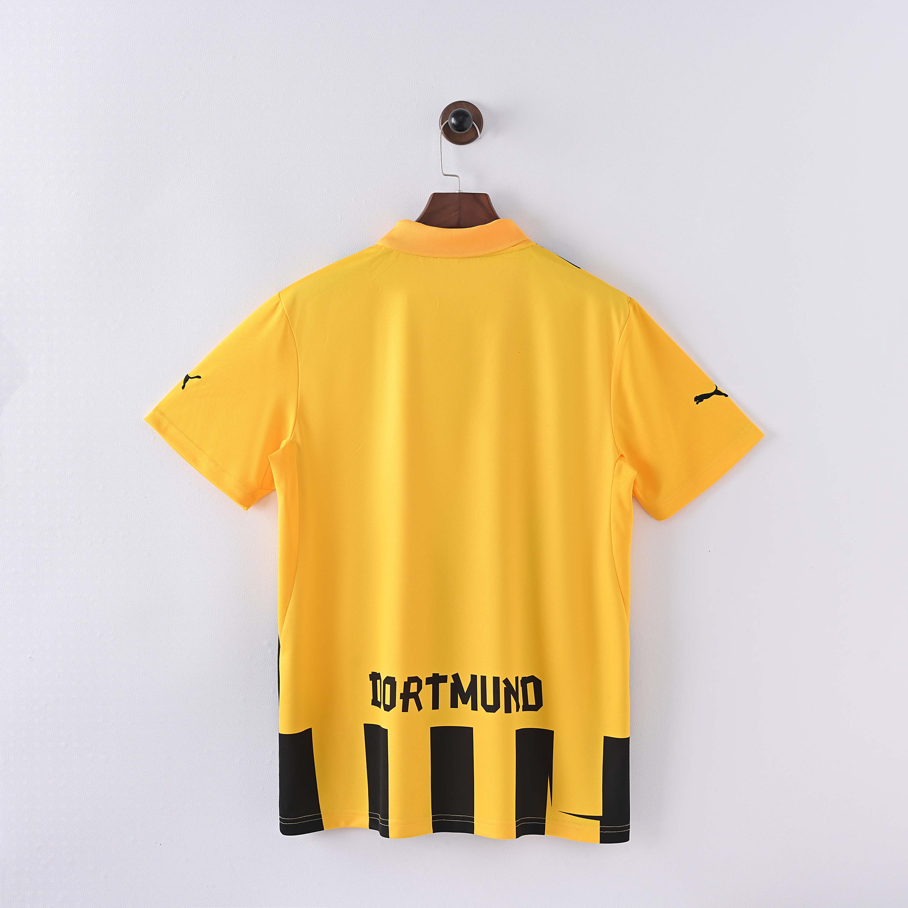 2012/2013 Retro Dortmund Home Football Shirt1:1 Thai Quality:football jersey mysite: unitedjerseyfootball 邓江浪:football