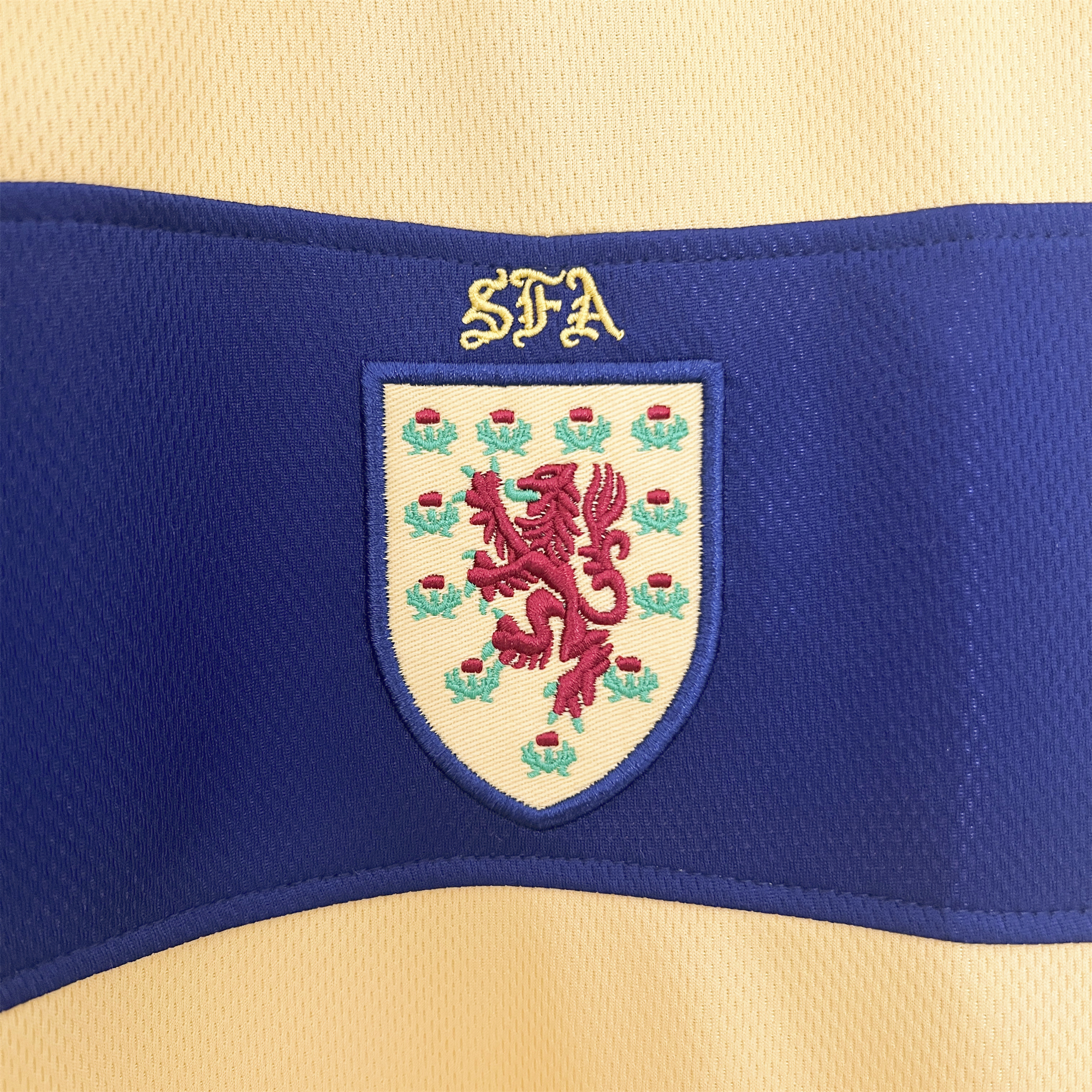 Higojerseys-Retro S-c-o.t l.a-n.d 2002 Away Jersey