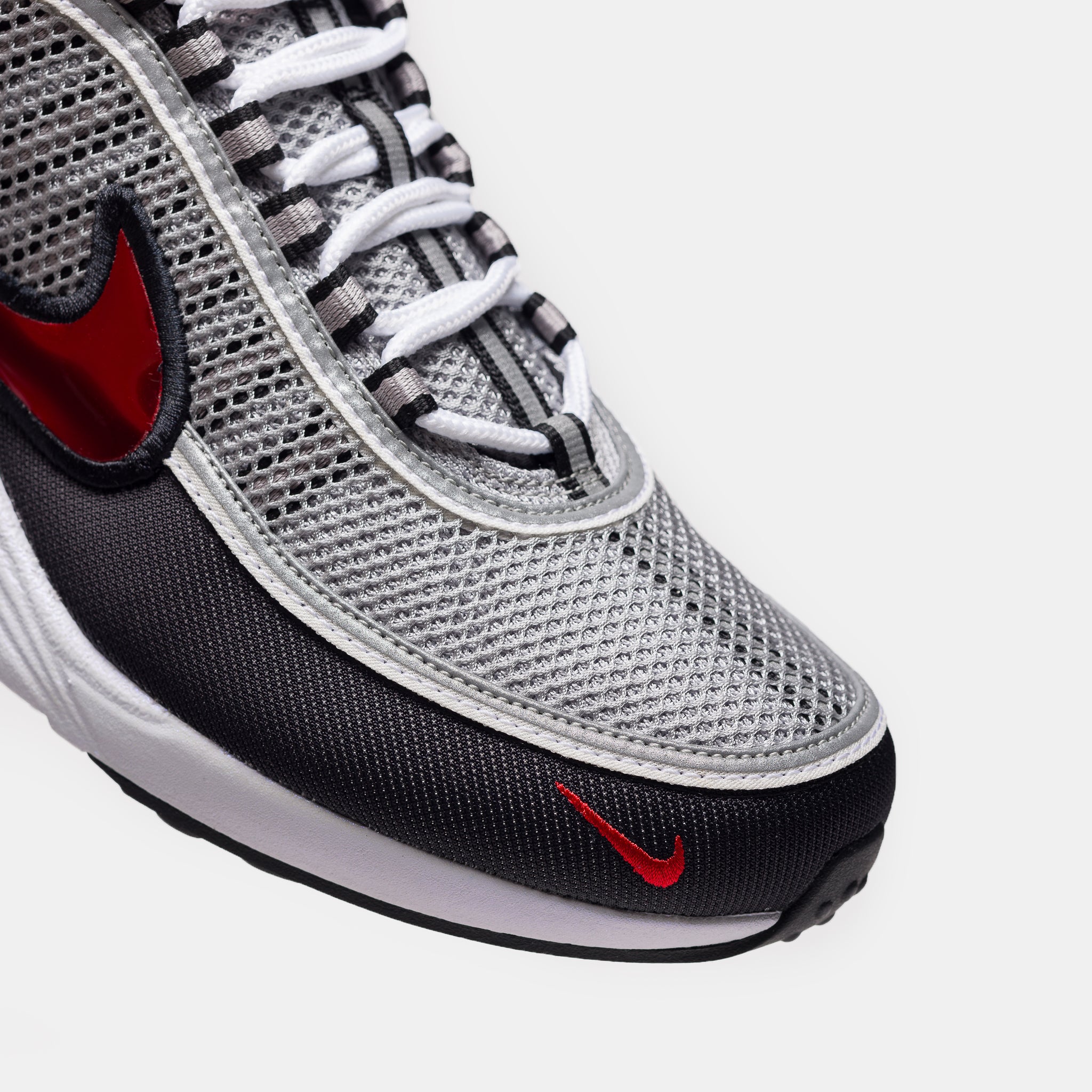 Air Zoom Spiridon SP Sneaker in Metallic Silver/Sport Red/Black/White