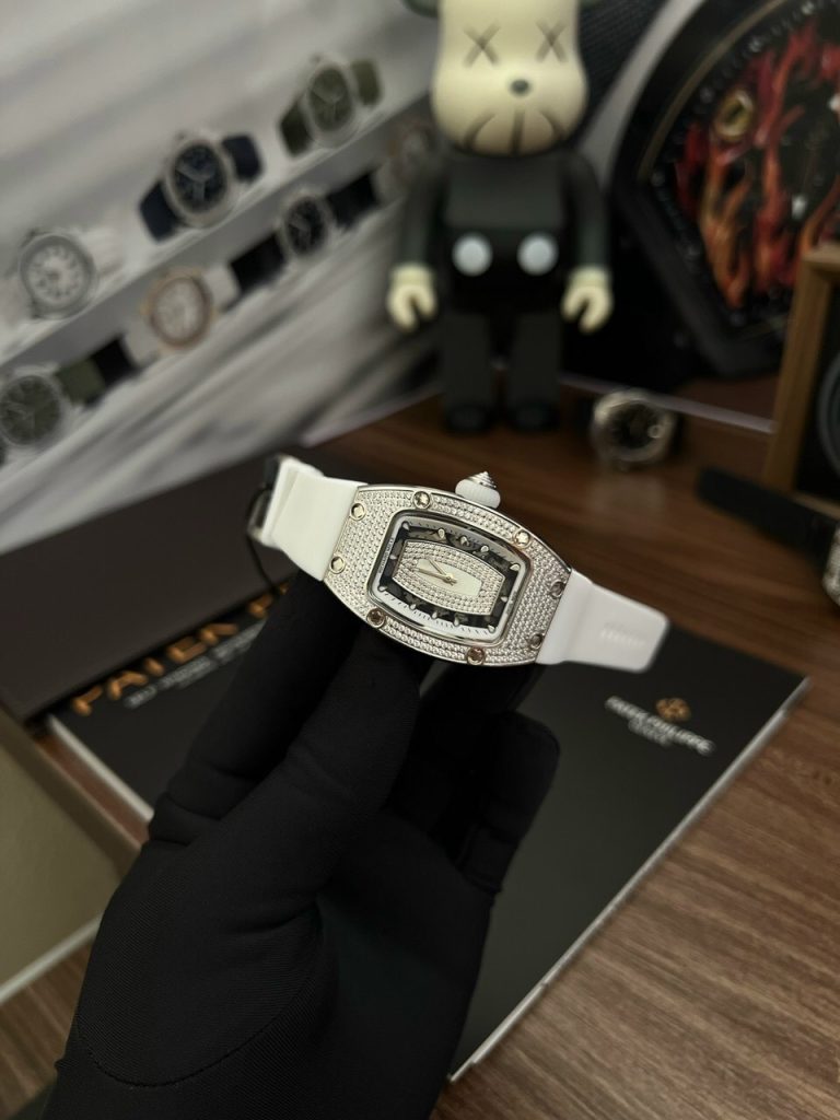 Đồng Hồ Richard Mille RM007 Rep 11 Nữ Màu Trắng Mặt Xà Cừ 36mm (1)