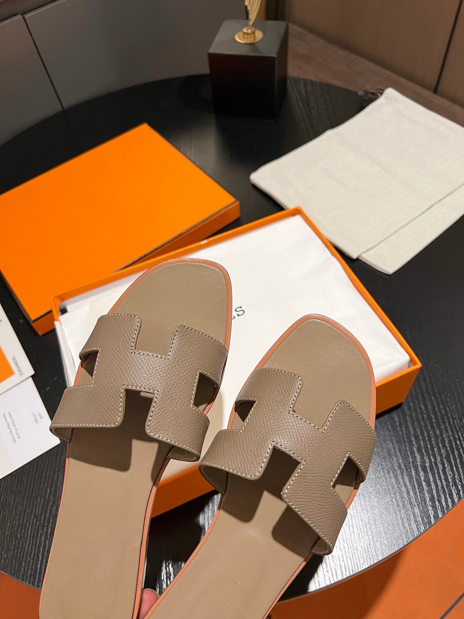 0RAN SANDAL Leather Peanut、mysite、Cacoeks