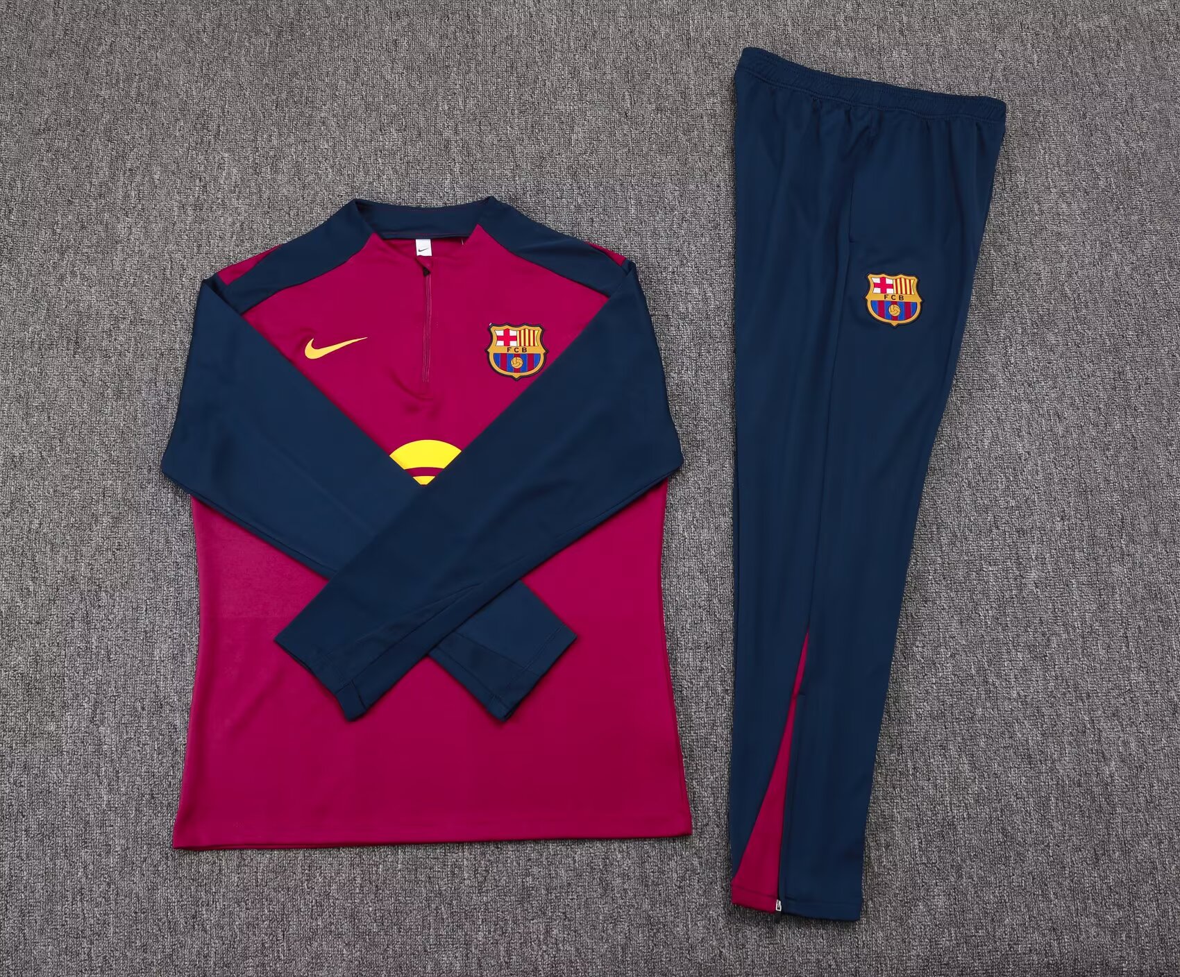 2025/2026 Barcelona Half-Pull Training Suit Brown Red Jersey Set:football jersey mysite: unitedjerseyfootball 邓江浪:football