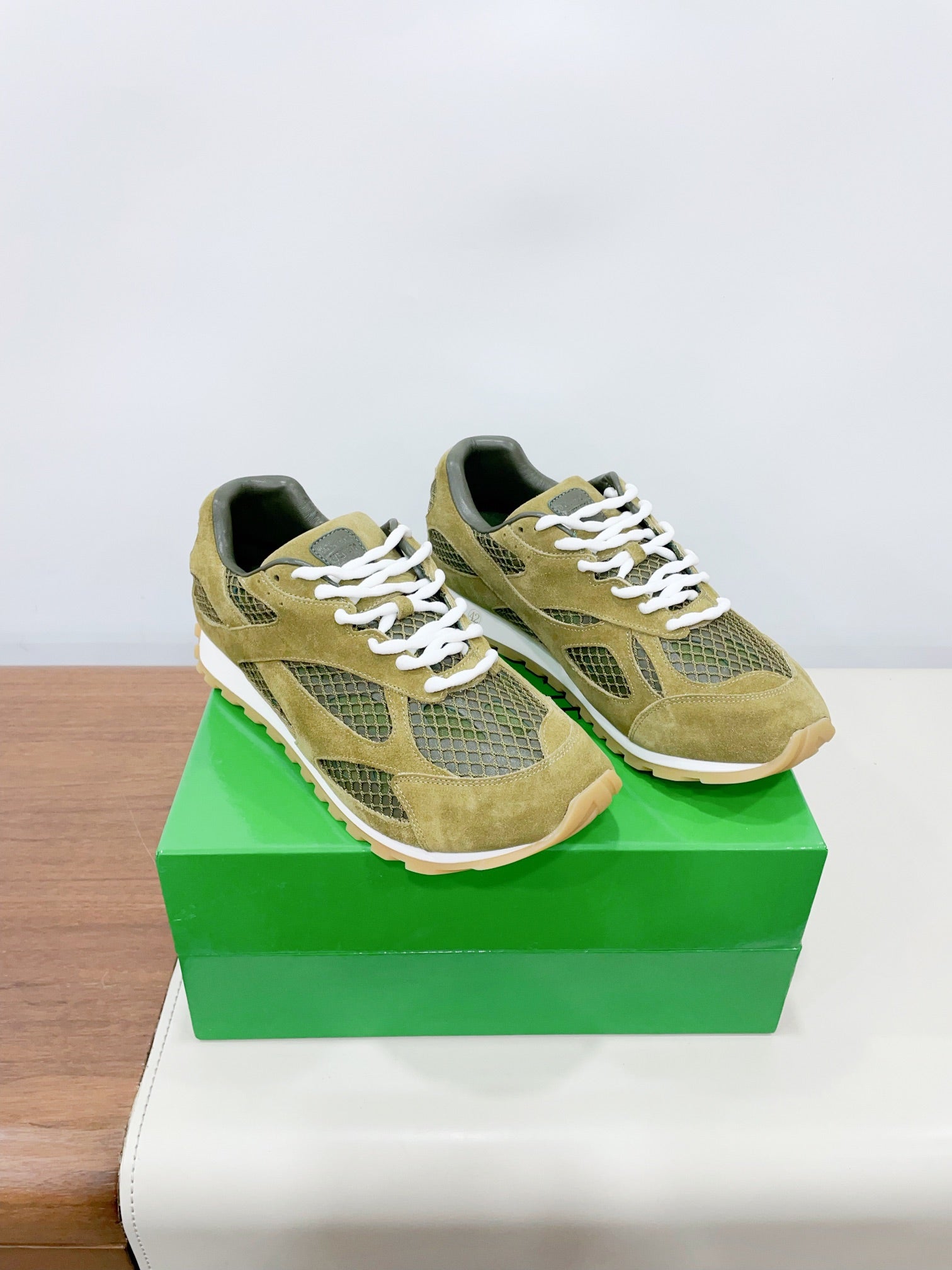 ORBIT SNEAKER IN OLIVE GREEN SUEDE AND TECHNICAL MESH、mysite、Cacoeks