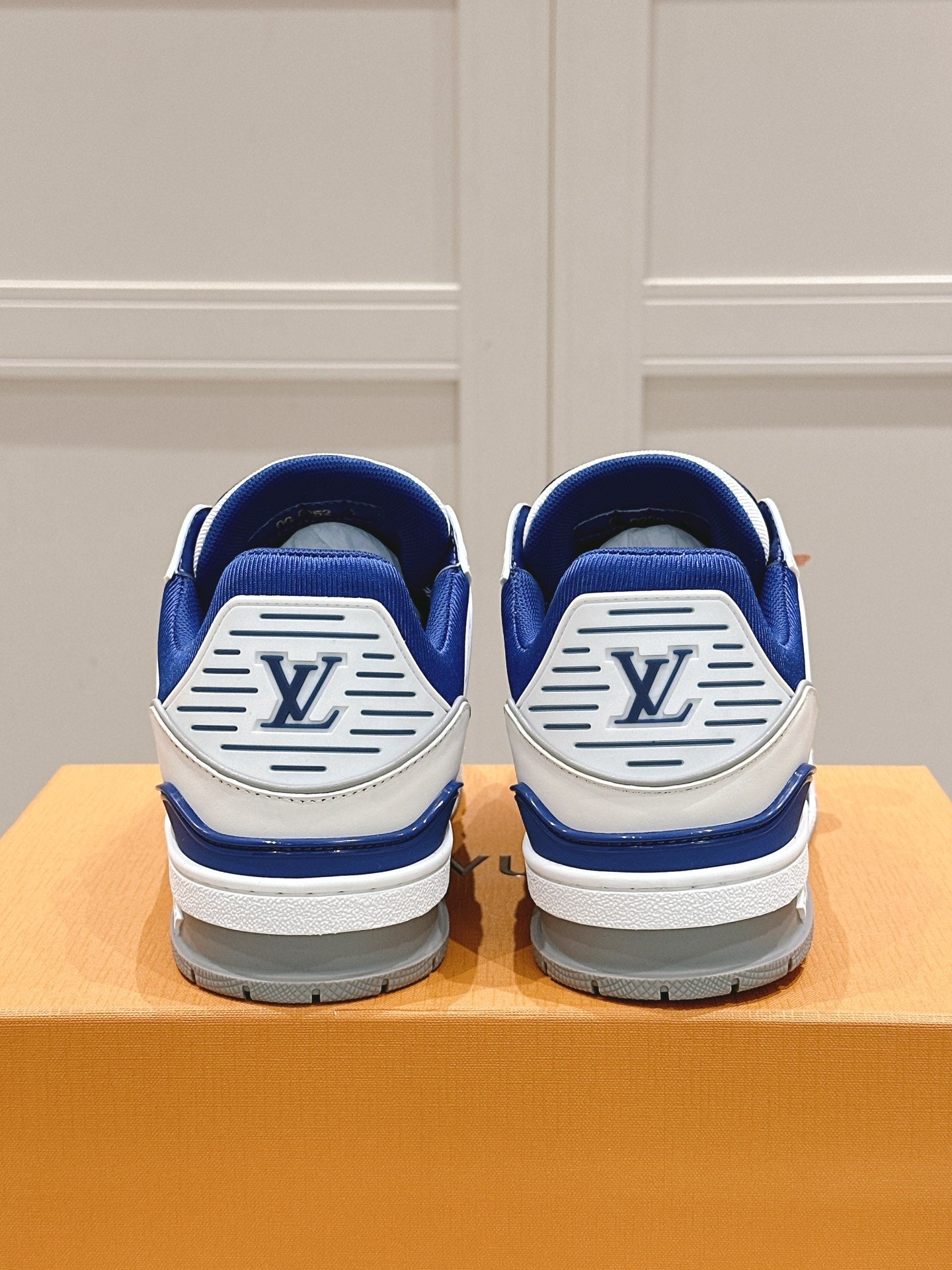 LV TRAINER SNEAKER IN GASTON BLUE GRAINED CALFSKIN、mysite、Cacoeks