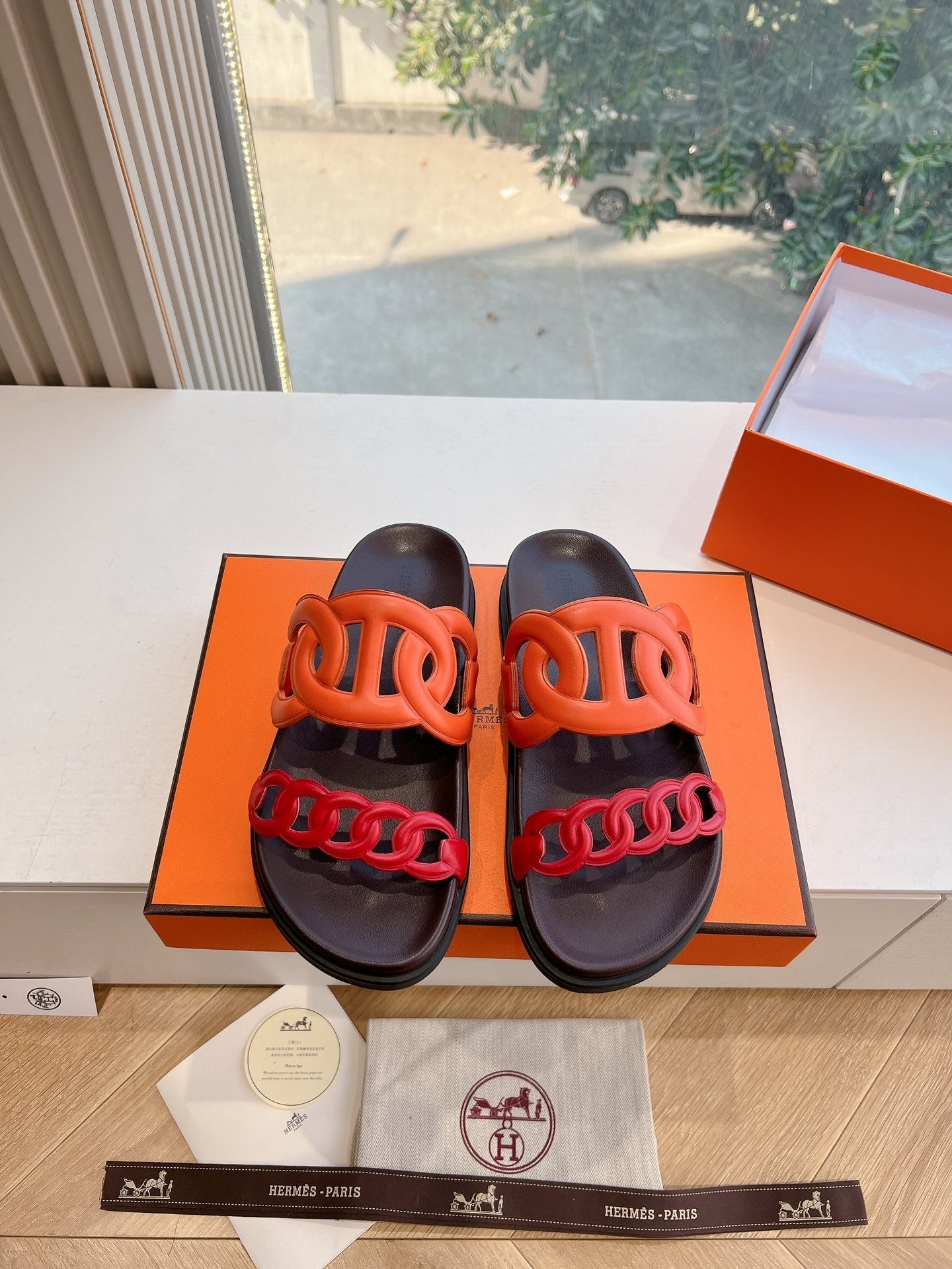 EXTRA SANDAL IN CHERRY RED MIX FIRE ORANGE CALFSKIN、mysite、Cacoeks