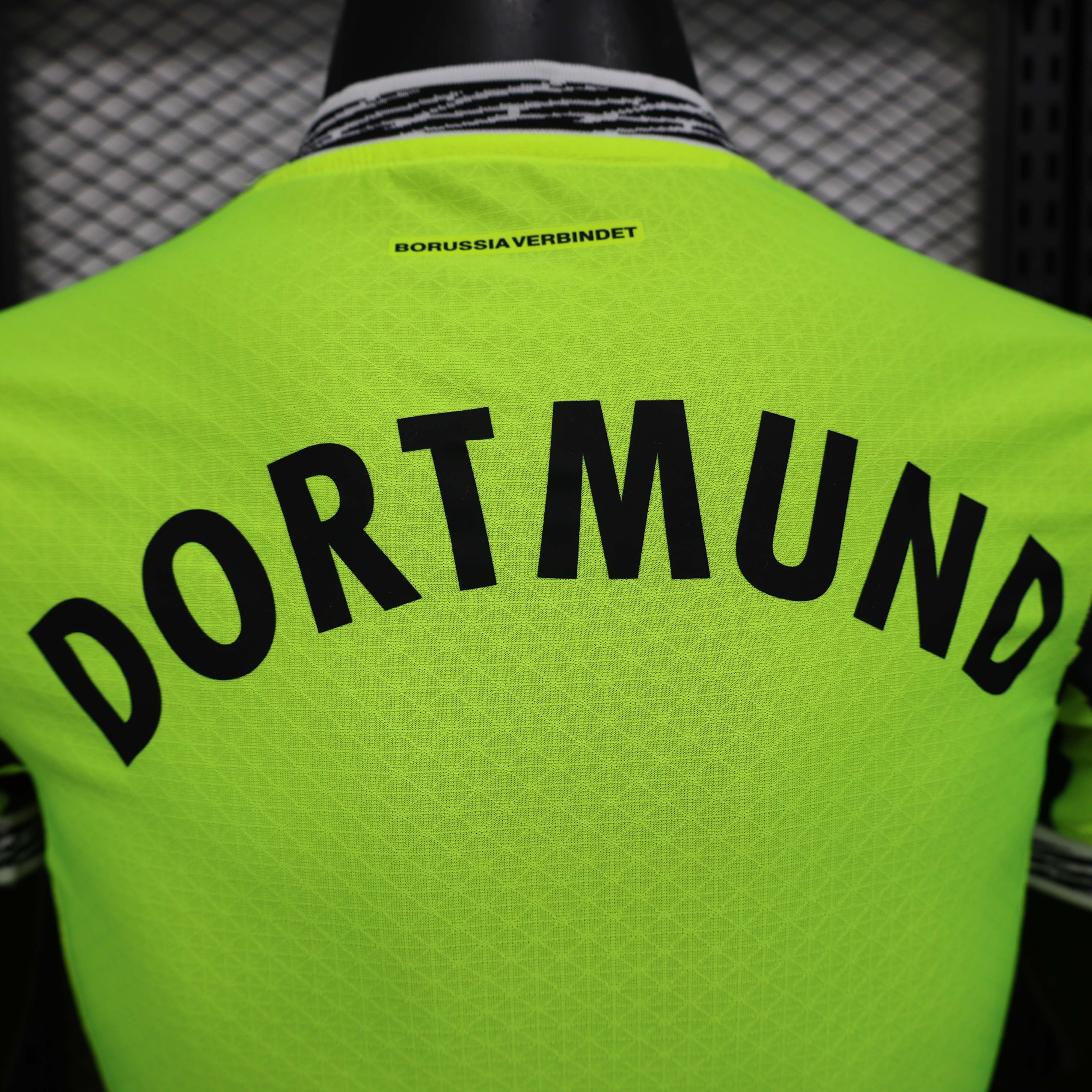 2025/2026 Player Version Dortmund Special Edition Fluorescent green Football Shirt 1:1 Thai Quality:football jersey mysite: unitedjerseyfootball 邓江浪:football