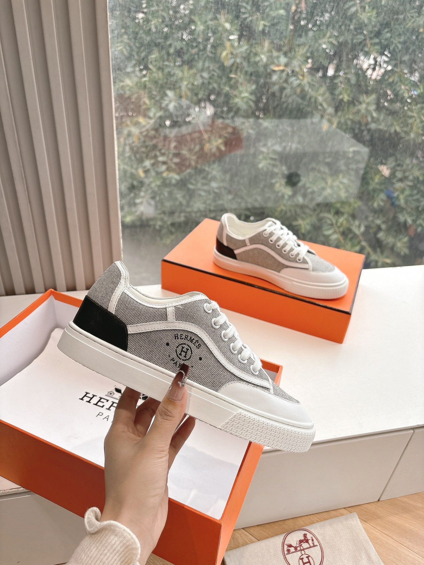 GET SNEAKER IN DOVE GRAY MAXI CANVAS AND CALFSKIN、mysite、Cacoeks