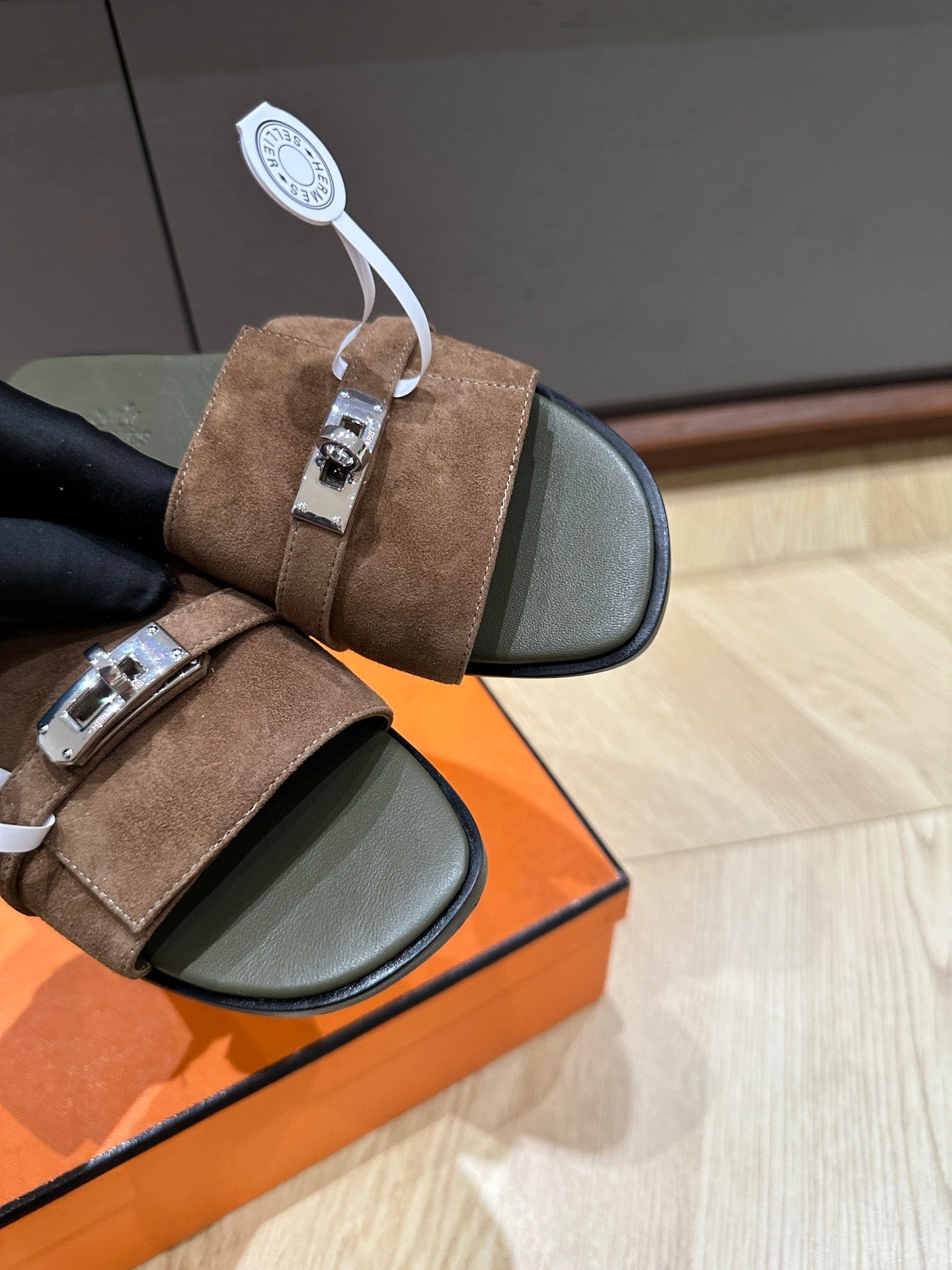 GABRIEL SANDAL LIGHT BROWN SUEDE、mysite、Cacoeks