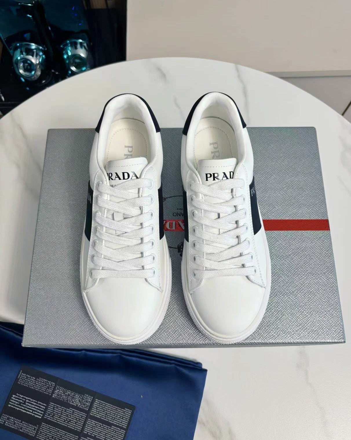 PRADA 25S LEATHER LOGO OUTLET SNEAKERS BLACK AND WHITE CALFSKIN、mysite、Cacoeks