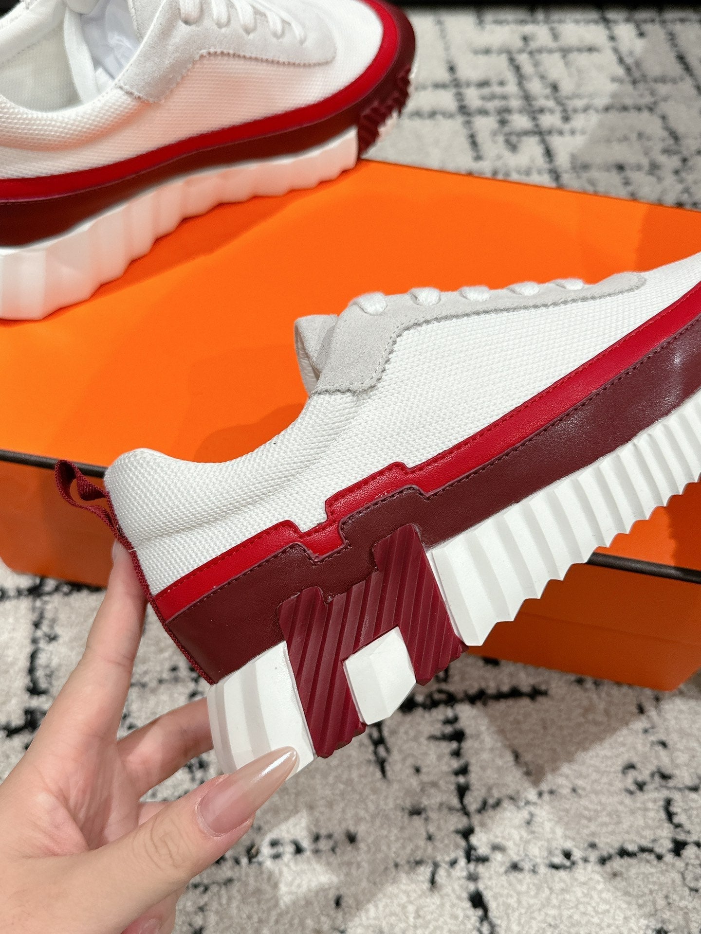 BOUNCING SNEAKER IN WINE RED CALFSKIN AND WHITE FABRIC、mysite、Cacoeks