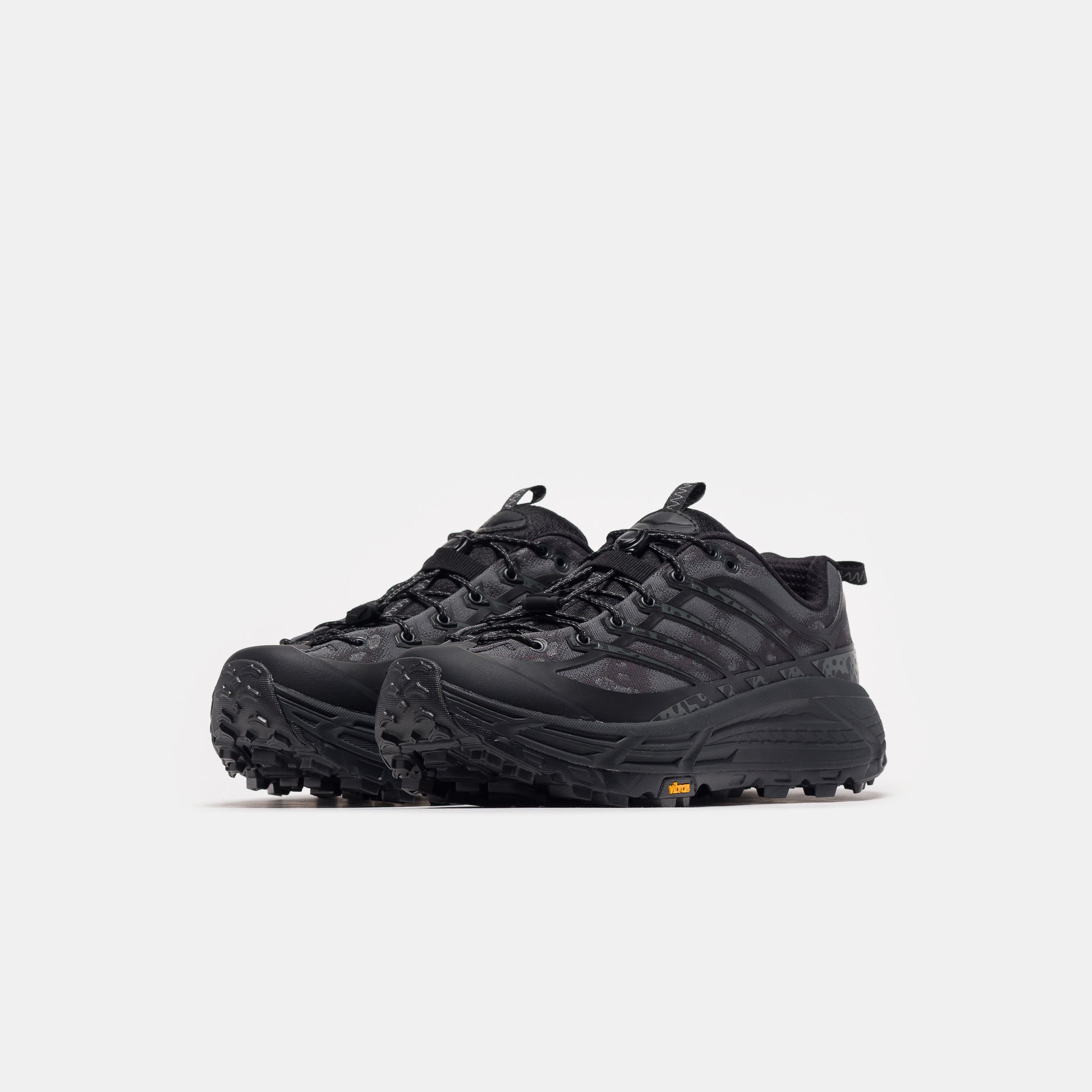 Mafate Three2 TS Sneaker in Black/Carbon Black