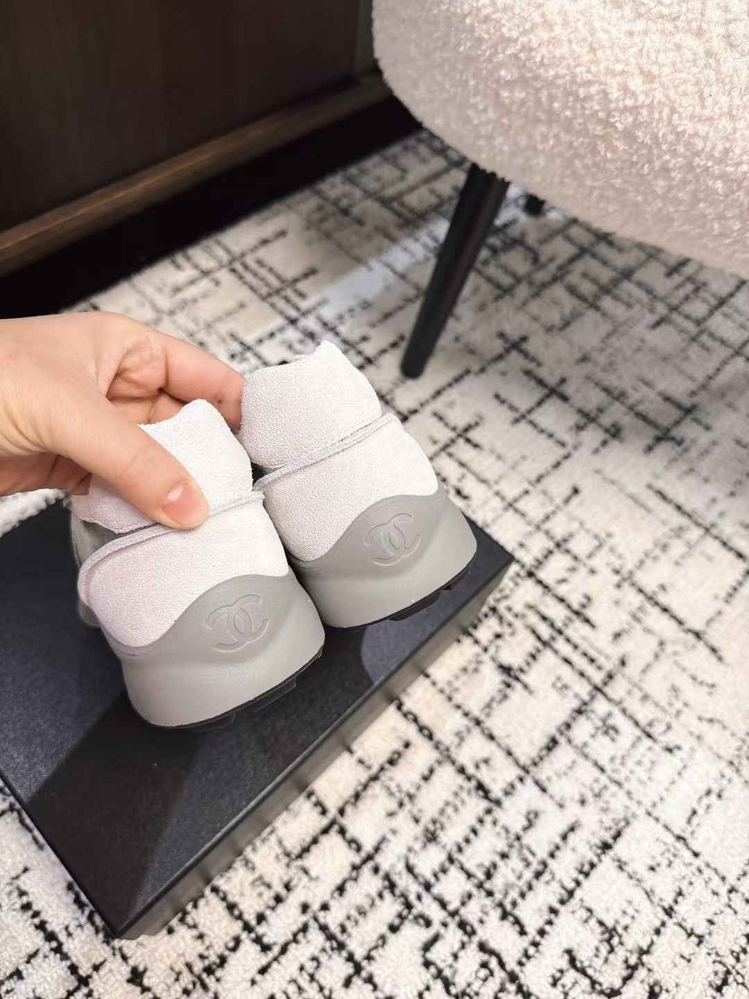 CLASSIC SNEAKERS IN SILVER SHEEPSKIN、mysite、Cacoeks