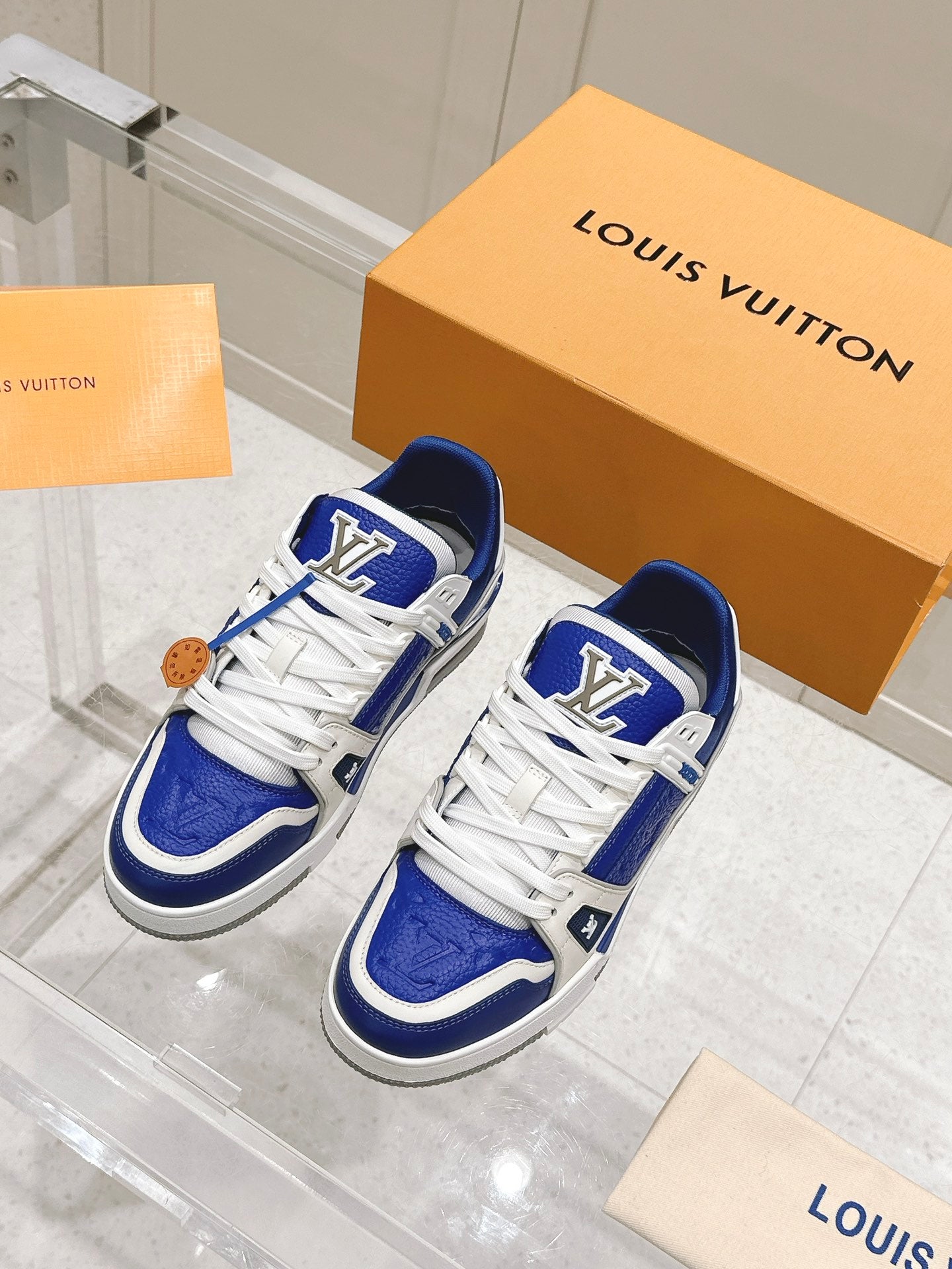LV TRAINER SNEAKER IN GASTON BLUE GRAINED CALFSKIN、mysite、Cacoeks