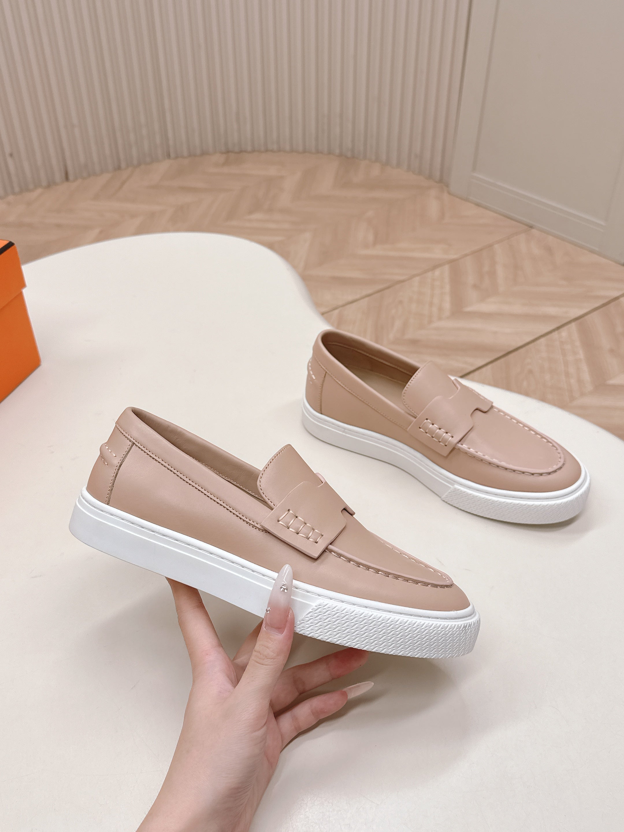 HM 25S SLIP-ON IN SOFT NUDE PINK LAMBSKIN、mysite、Cacoeks