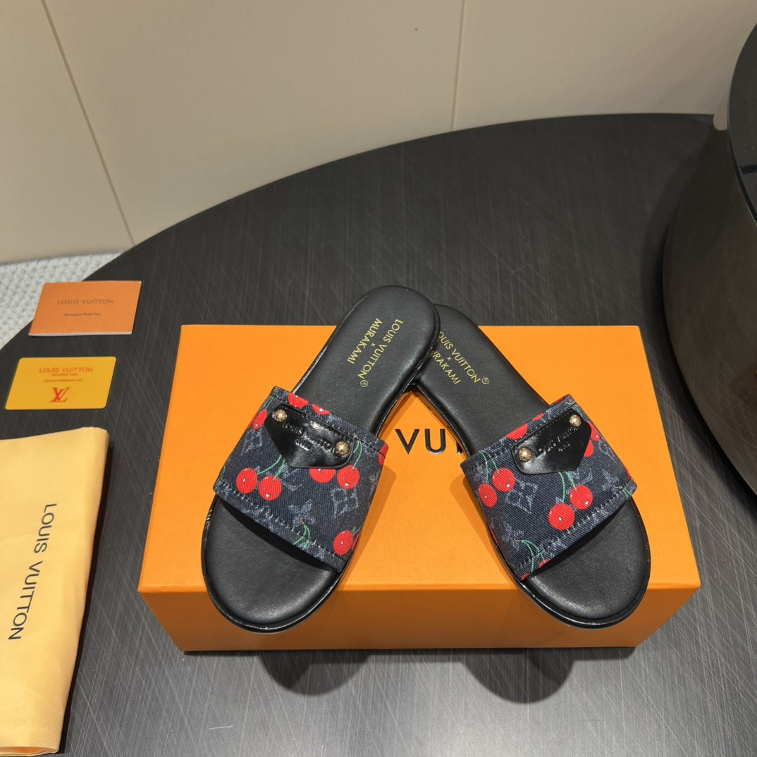LV SLIDE SANDALS 25S IN BLACK DENIM AND CALFSKIN WITH LOGO PRINT、mysite、Cacoeks
