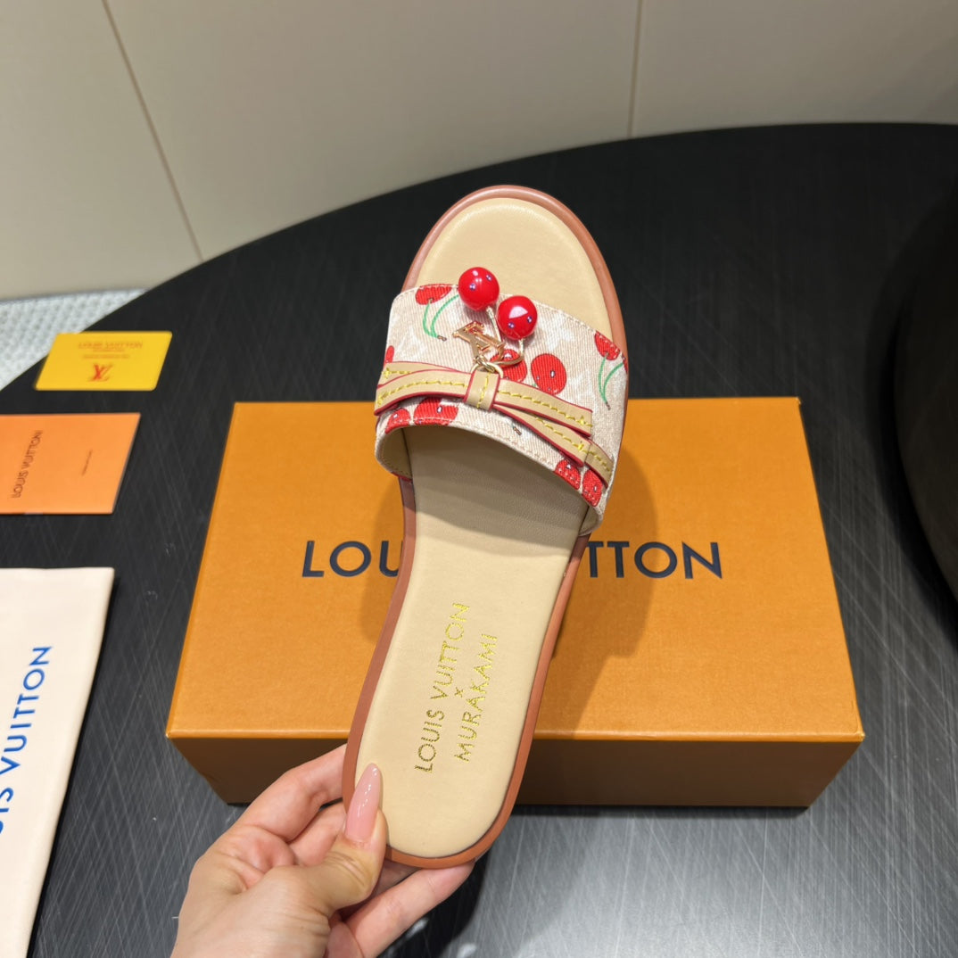 LV SLIDE SANDALS 25S IN BEIGE DENIM AND CALFSKIN WITH CHERRY BLOSSOM BUCKLE、mysite、Cacoeks