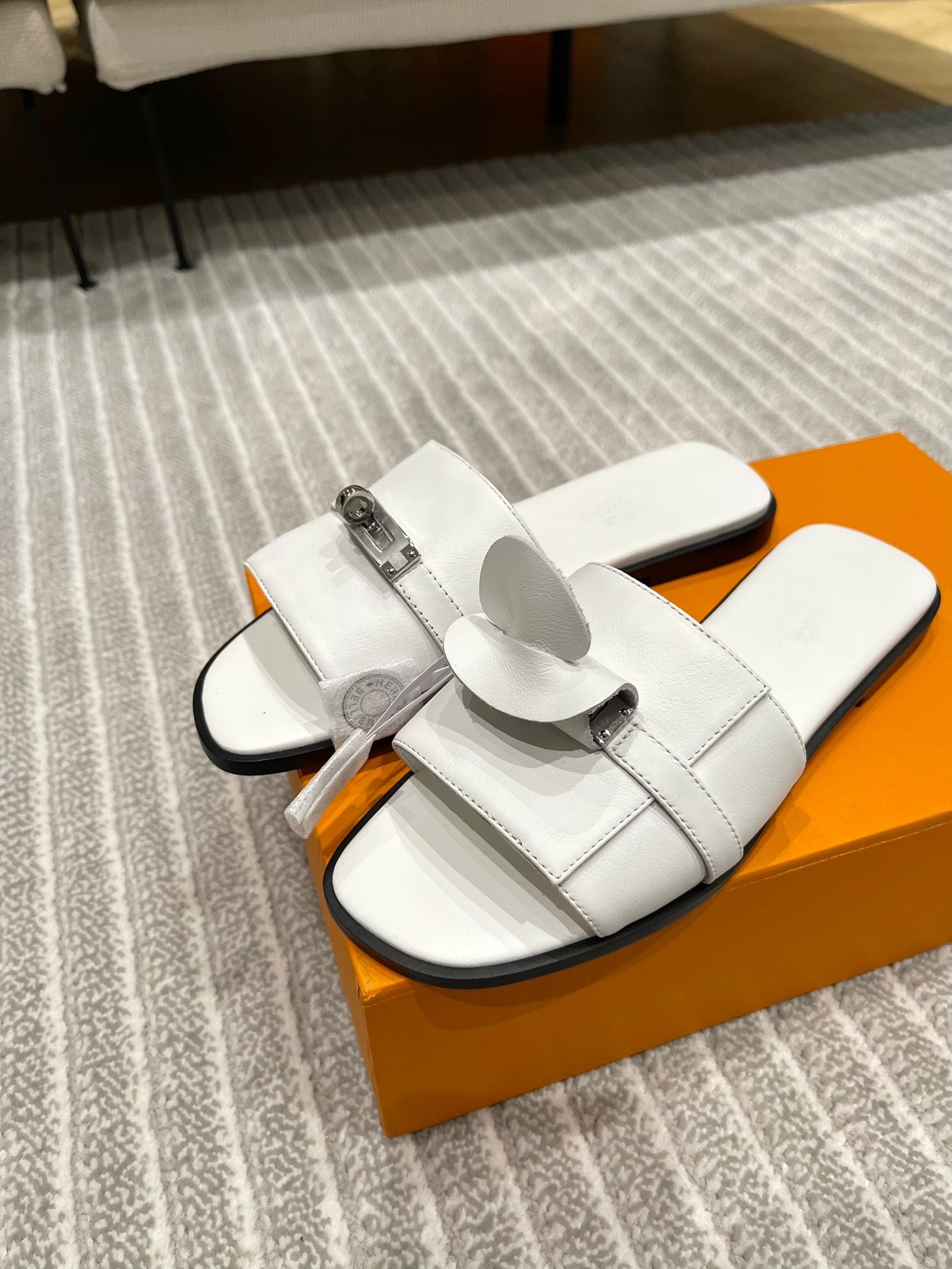 GABRIEL SANDAL WHITE CALFSKIN、mysite、Cacoeks