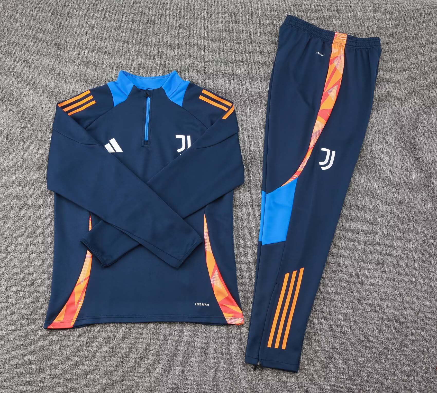 2024/2025 Juventus Half-Pull Training Suit Royal blue Football Shirt 1:1 Thai Quality Set:football jersey mysite: unitedjerseyfootball 邓江浪:football