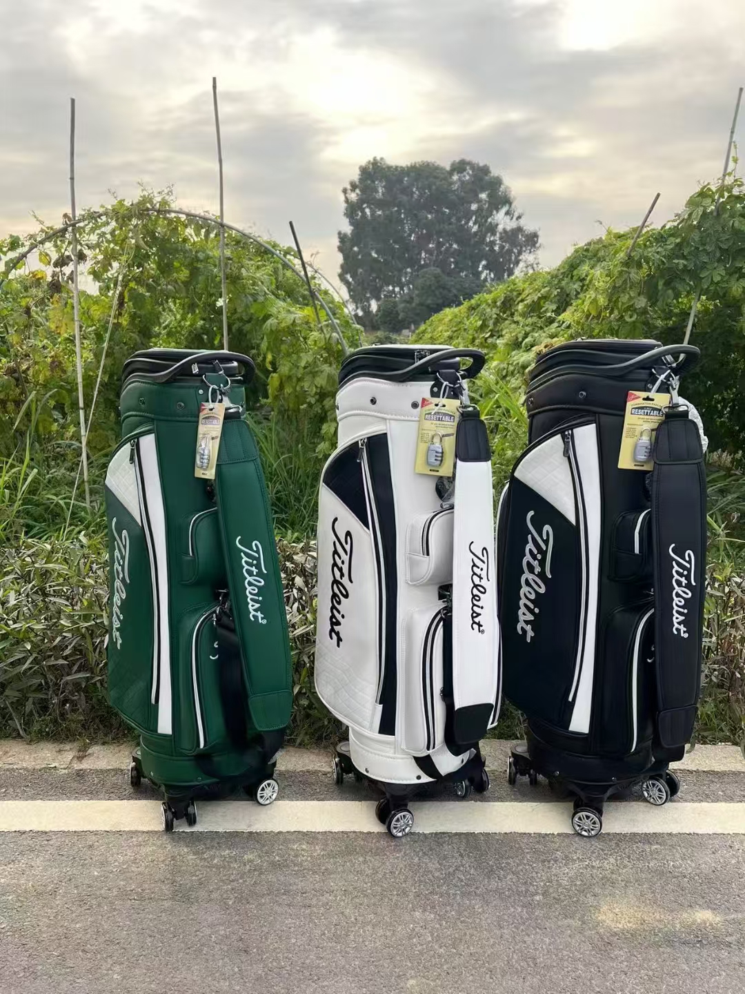 TITLESIT TAYLORMADE G/FORE GOLF BAG