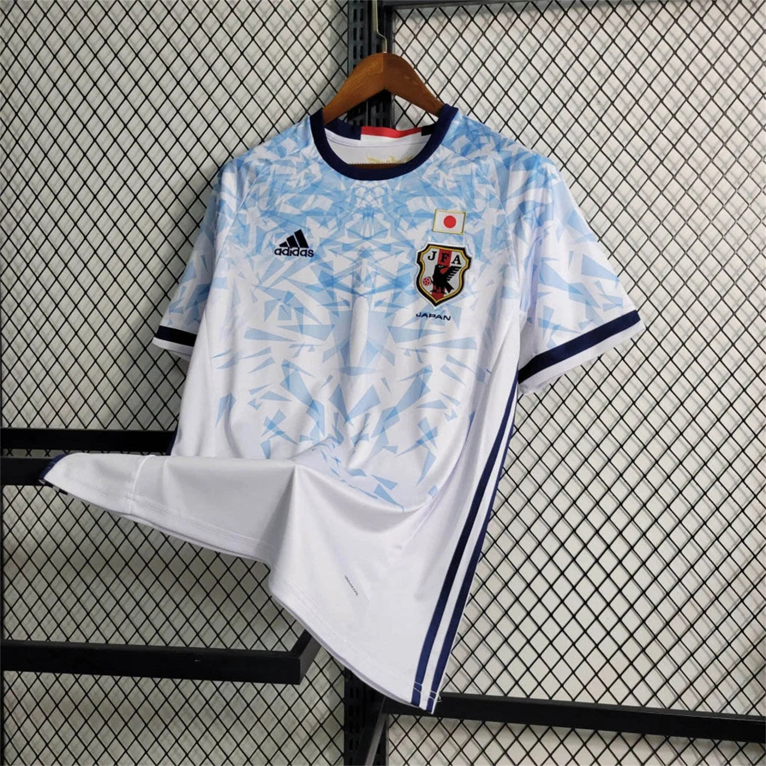 GlobeJersey-Retro Japan 2016-17 Away Jersey