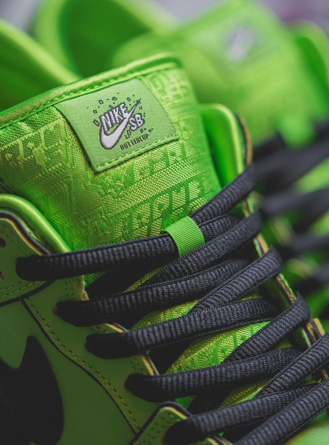 Nike SB Dunk Low The Powerpuff Girls Buttercup、NIKE、Cacoeks