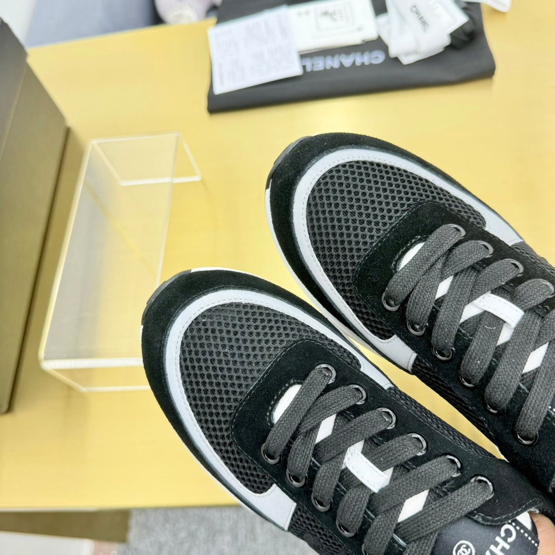 CLASSIC TRAINER IN BLACK MERCERIZED VELVET、mysite、Cacoeks