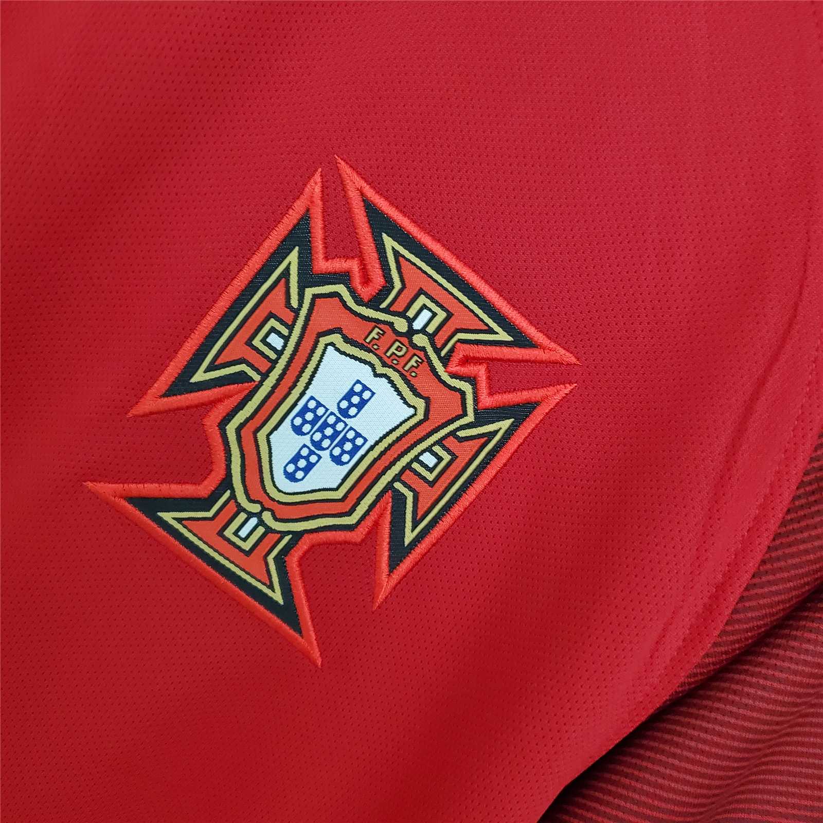 ManixJersey.com | Retro Portugal 2016 Home Stadium Jersey -Customize Name, Number and Patch | Worldwide Shipping