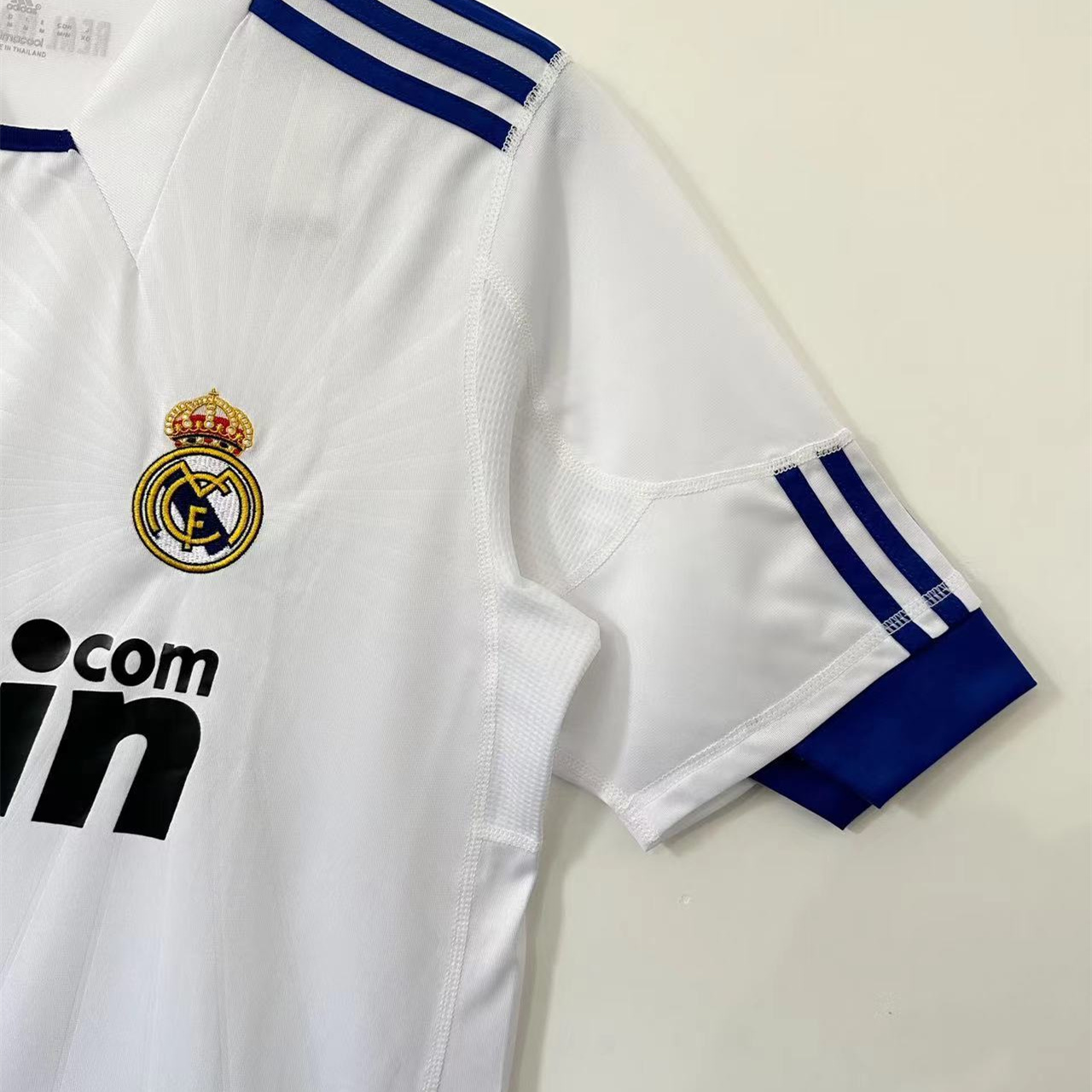 ManixJersey.com | Real Madrid Retro 10-11 Home Stadium Jersey -Customize Name, Number and Patch | Worldwide Shipping