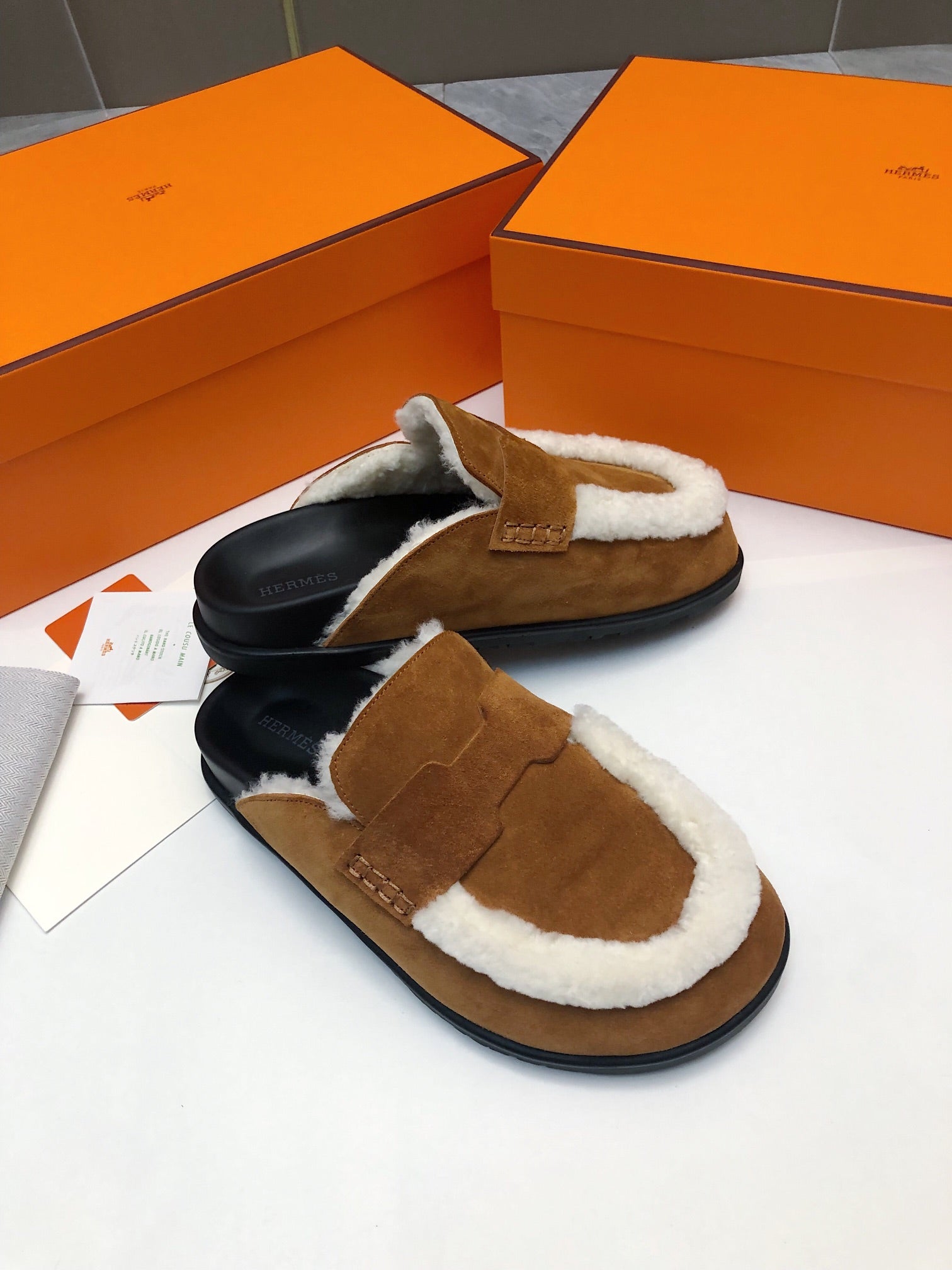 GO MULE IN BRONZE BROWN SUEDE ATTACH WHITE FLEECE、mysite、Cacoeks