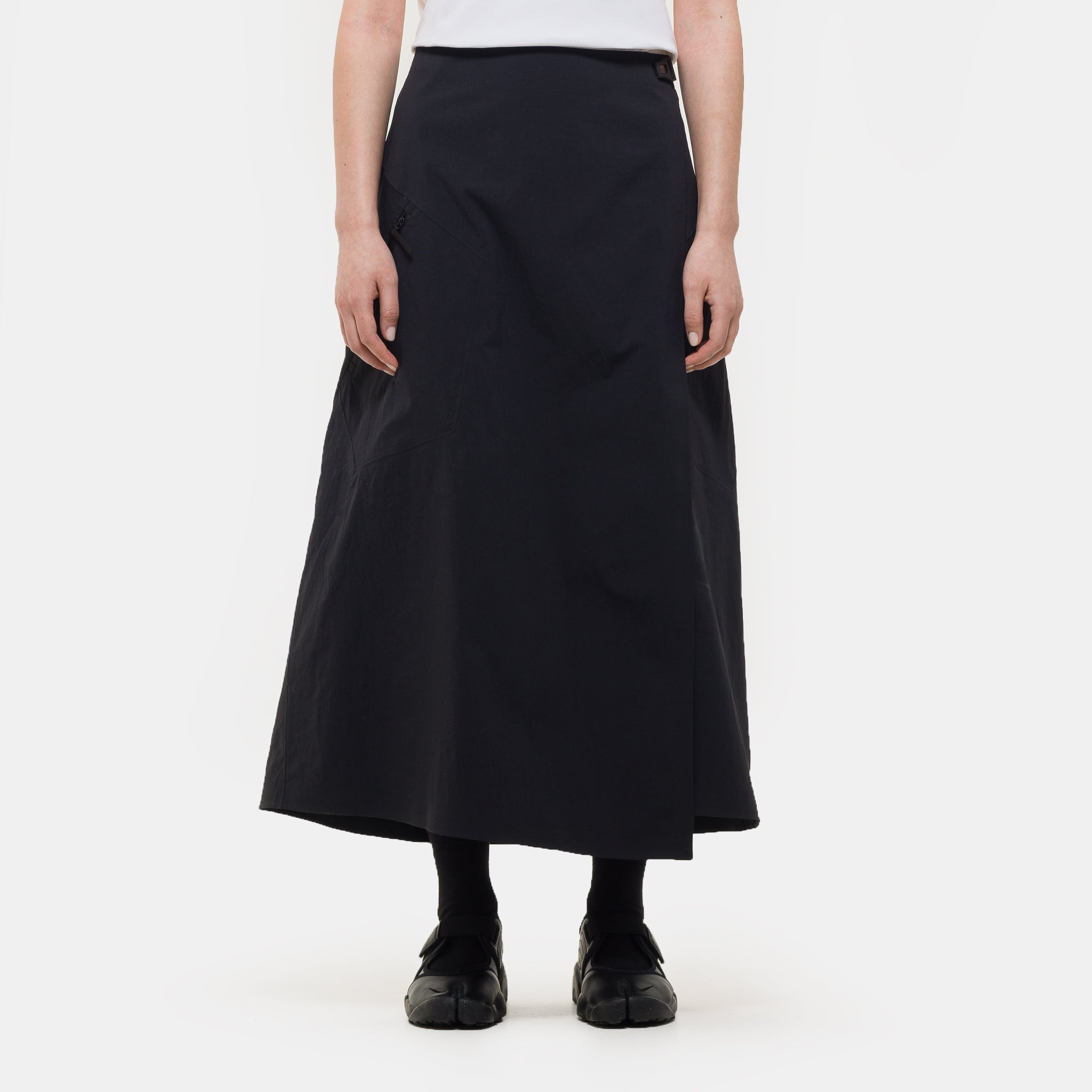 Lota Skirt in Black