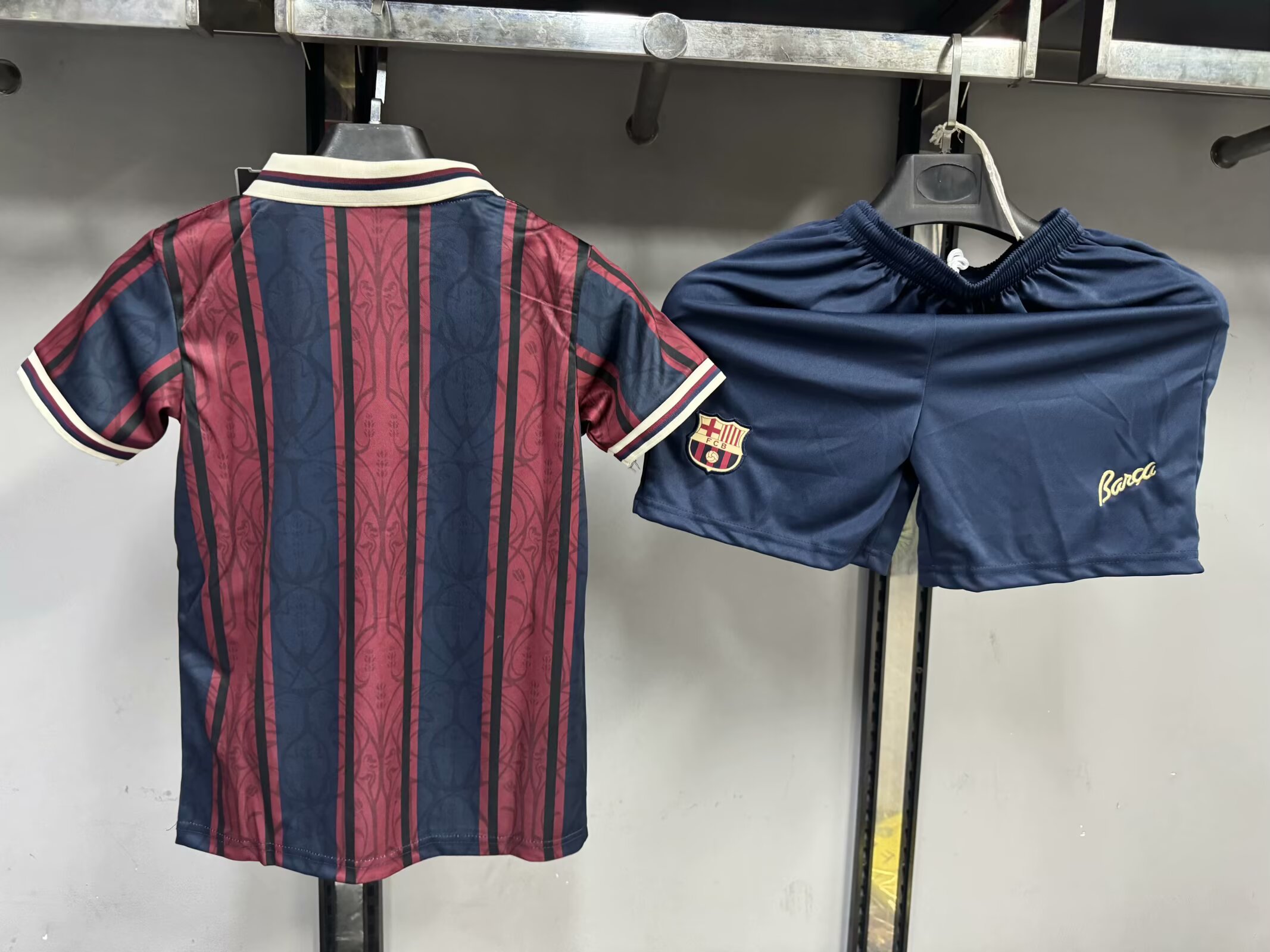 2025/2026 Barcelona Modernist Polo Football Shirt 1:1 Thai Quality Kids Size:football jersey mysite: unitedjerseyfootball 邓江浪:football
