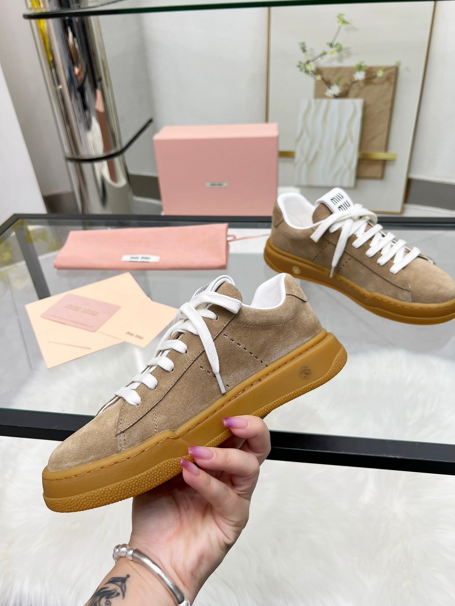 ECRU SNEAKERS IN BROWN BLEACHED SUEDE、mysite、Cacoeks