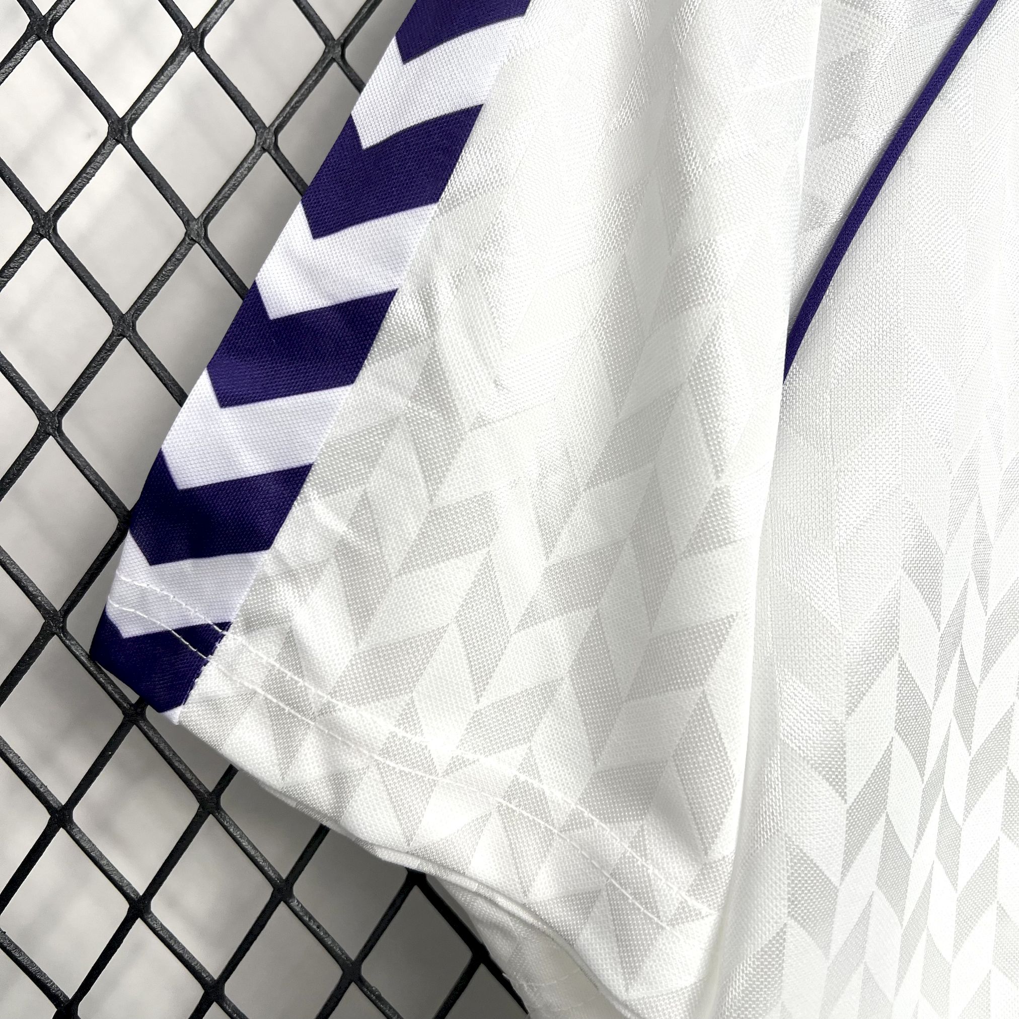 JerseysGala.com | Retro Real Madrid 1986 Home Jersey -Customize Name, Number and Patch | Worldwide Shipping